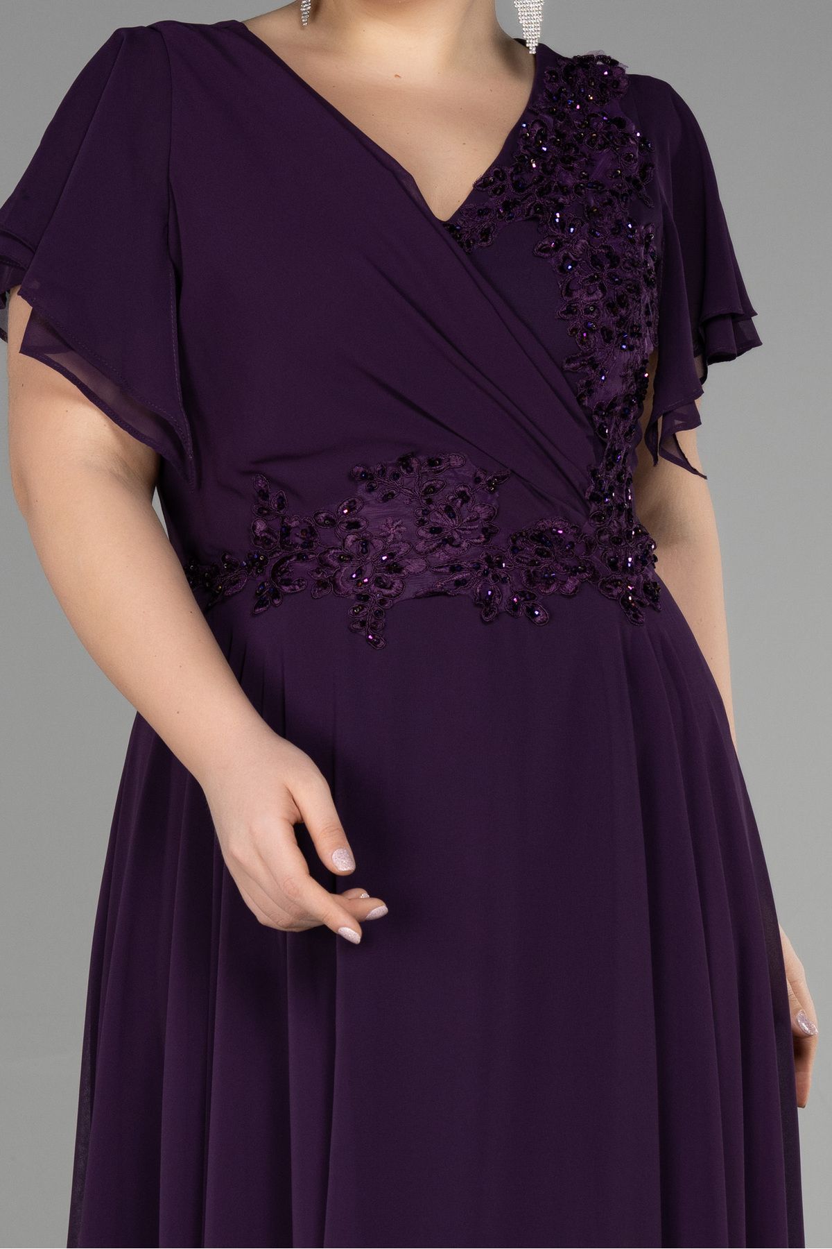 Abiyefon-V-Neck Purple Chiffon Evening Dress with Stone Detail - Short Sleeve, Plus Size, Abu1562 3