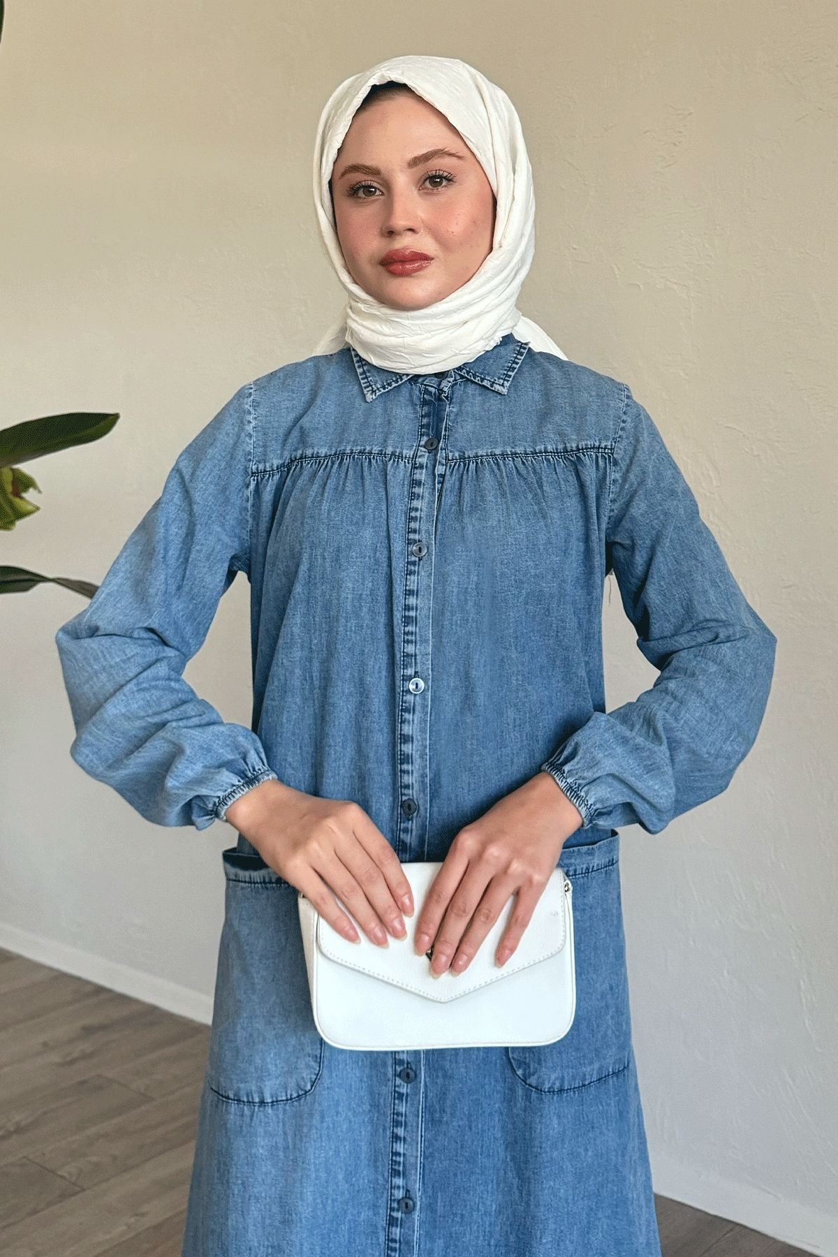 InStyle-Mayra Robe Pocketed Denim Dress - Ice Blue 2