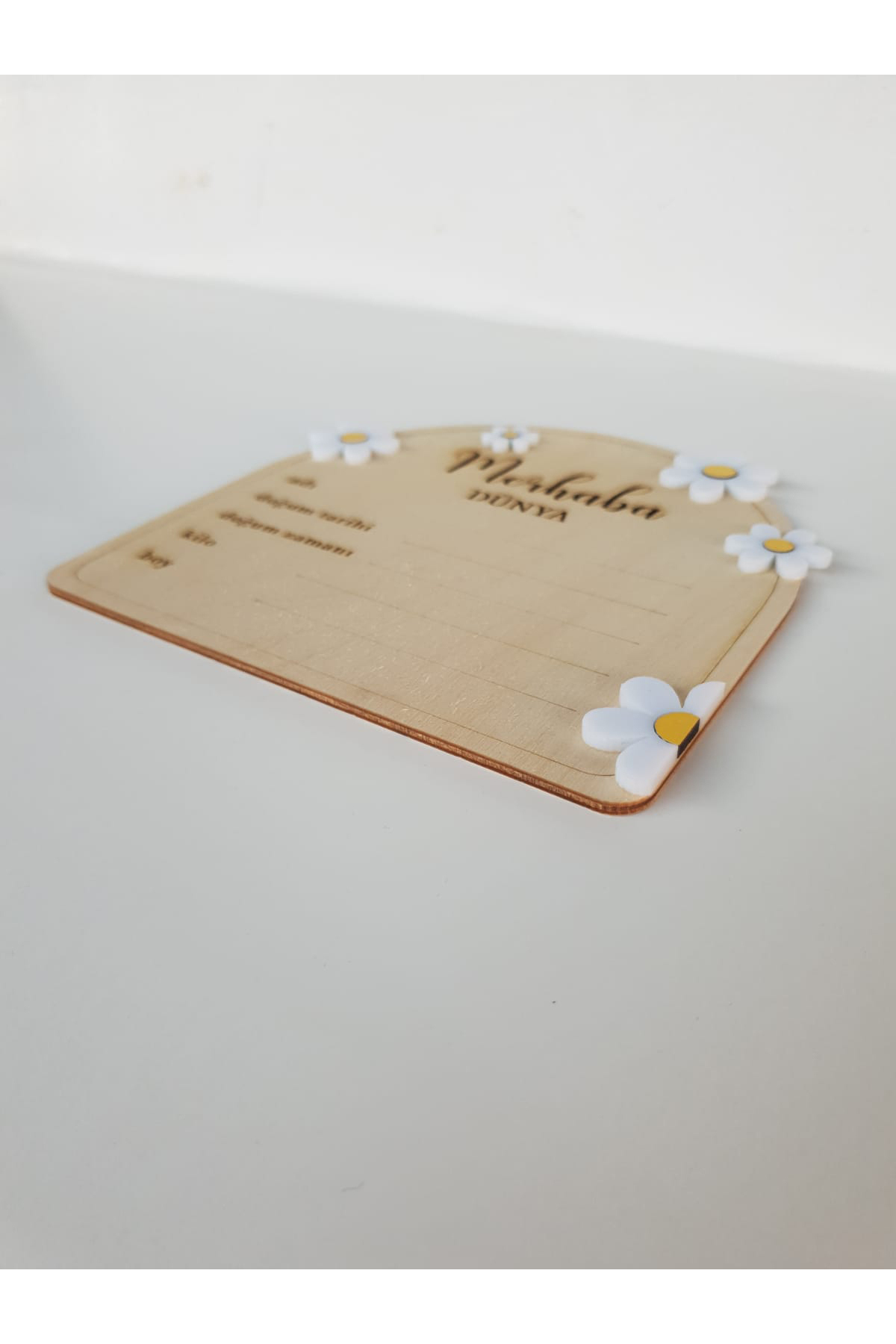 Home Bebek Merhaba Dünya Yeni Doğan Fotoğraf Çekimi Anı Kartı Doğal Ahşap ve Papatya Desenli fotoğrafı 4 (önizleme)