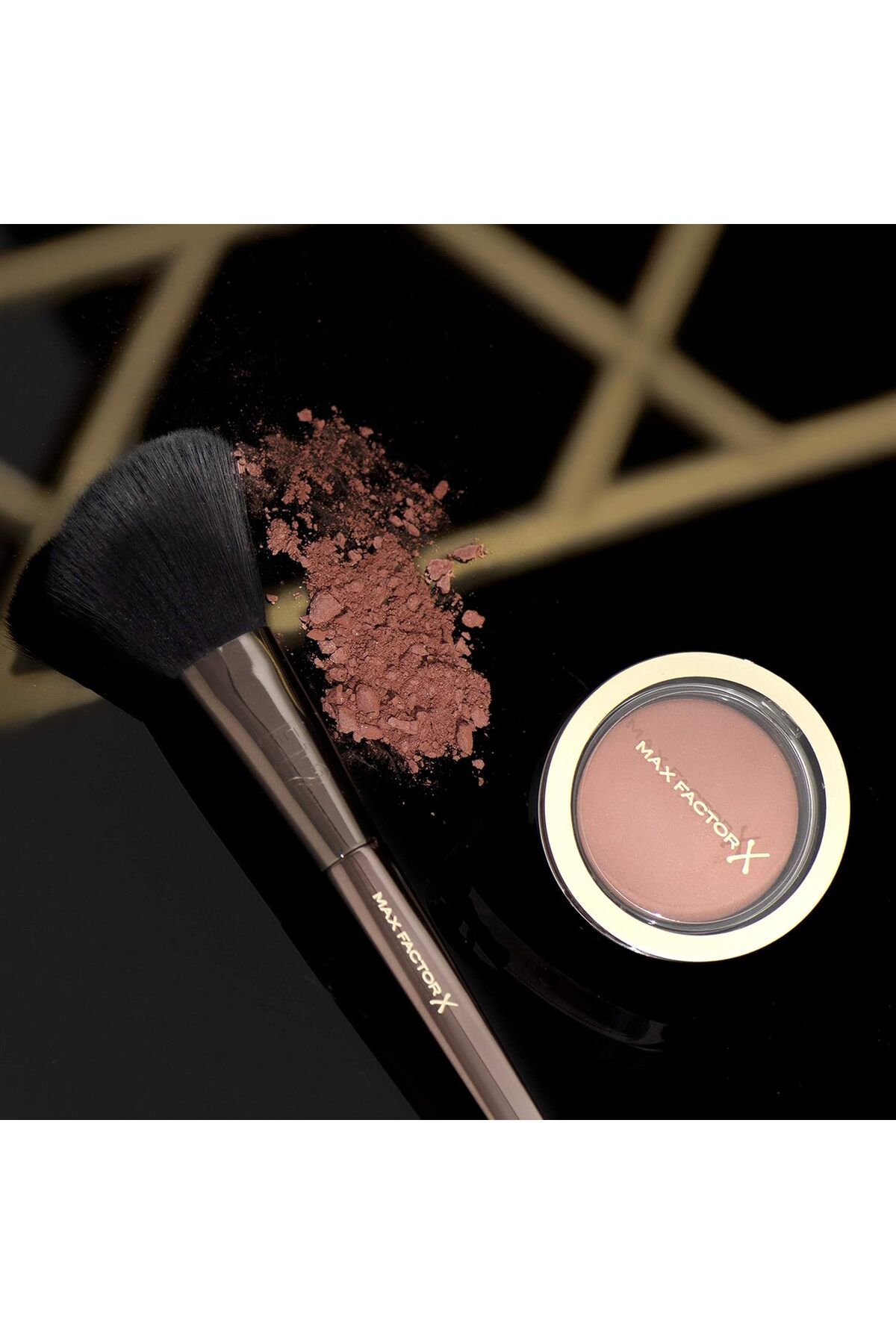 Max Factor-Pro Powder & Blush Brush F12 by Mashael Ajeel 6