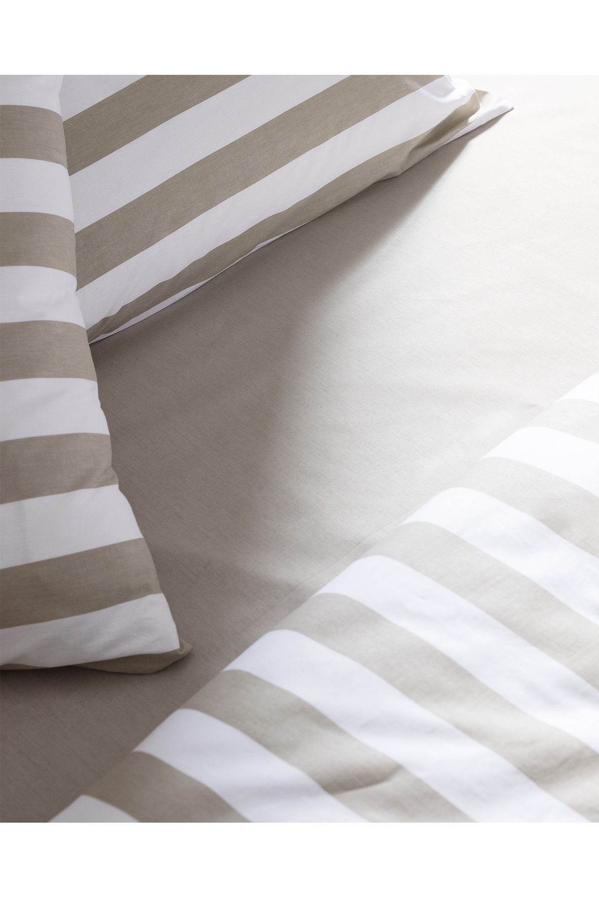 Madame Coco-Avignon Single 100% Cotton Ranforce Printed Duvet Cover Set - Khaki 4