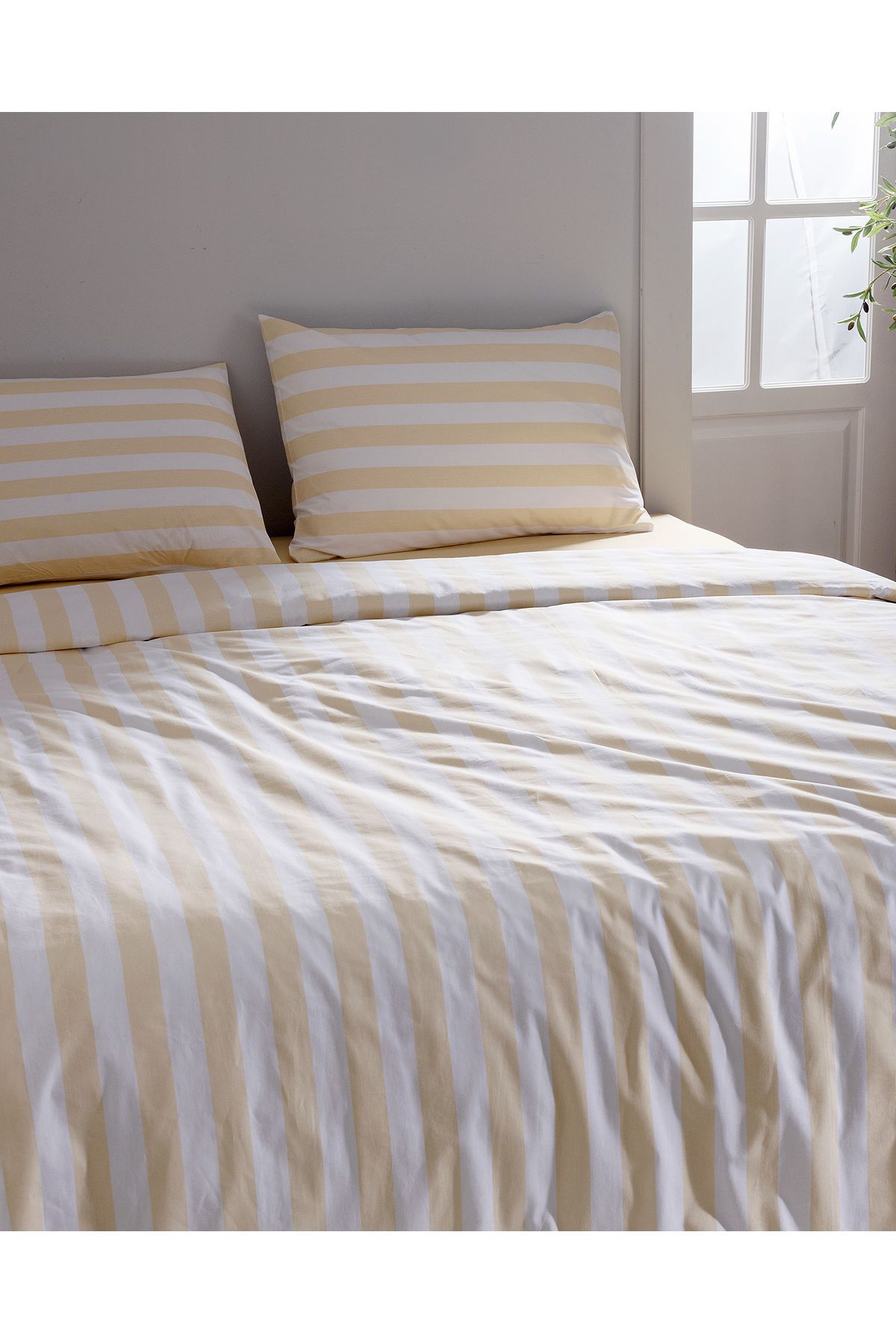 Madame Coco-Avignon Single 100% Cotton Ranforce Printed Duvet Cover Set - Yellow 2