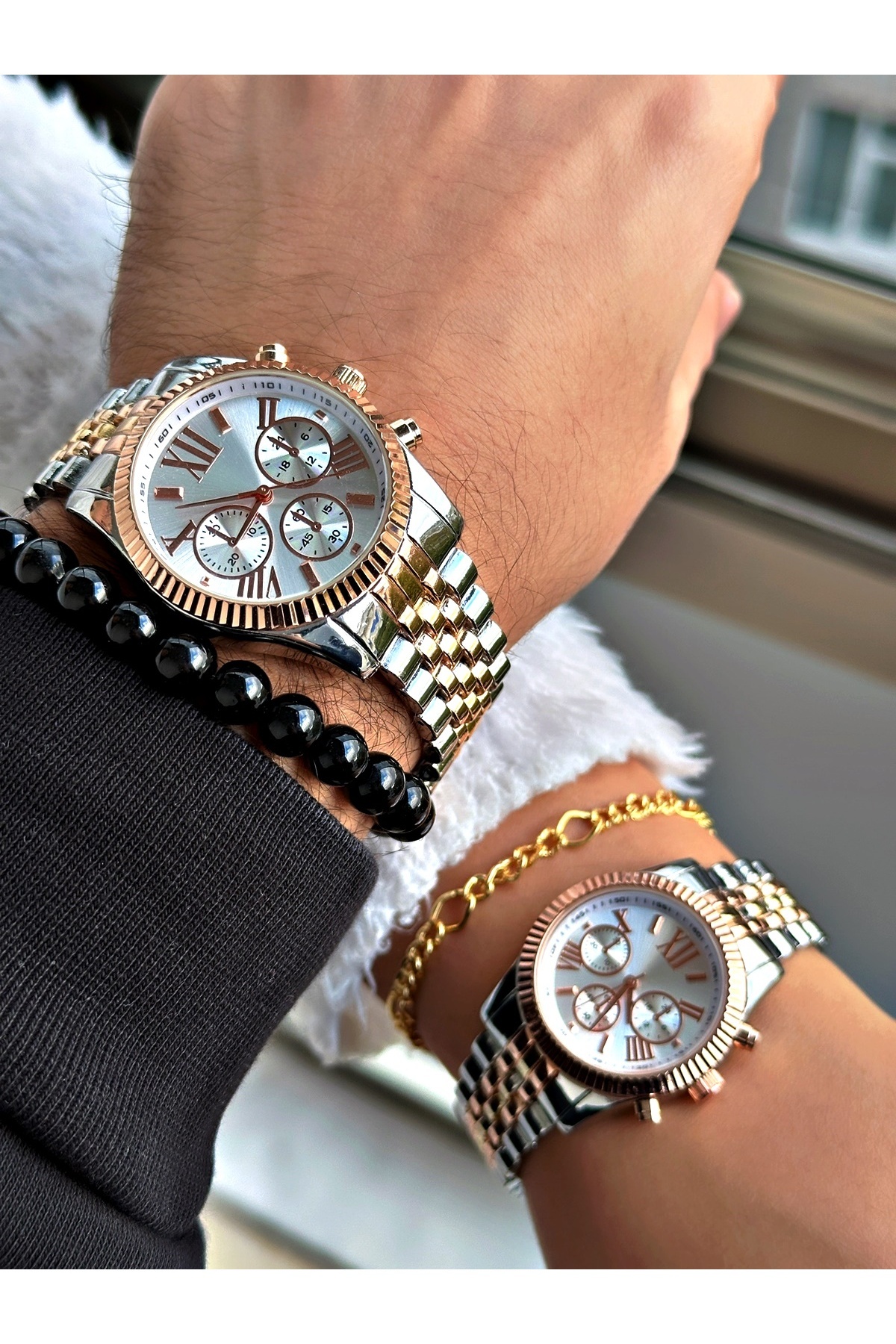 Custom Series Full Metal Band Roman Numerals Couple Wrist Watch-Bracelet gift