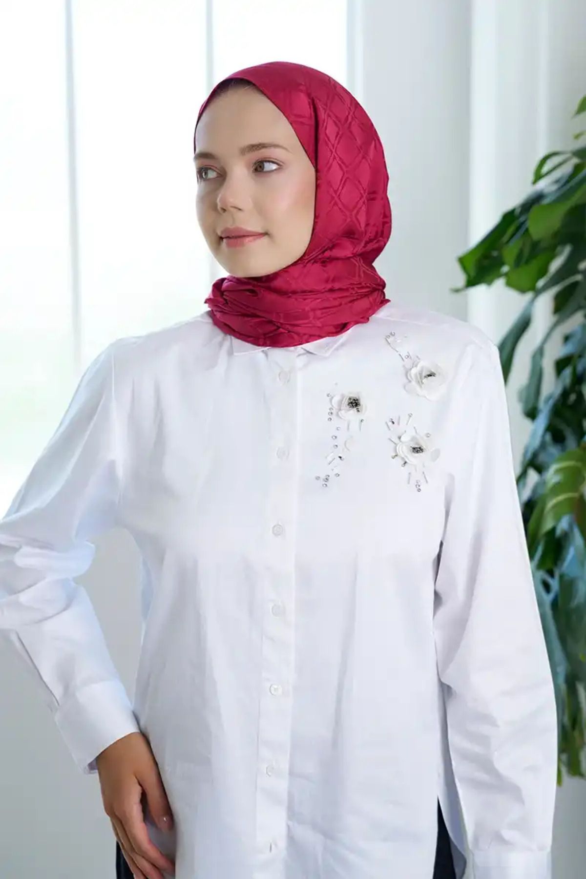 Madame Polo-Raspberry Timeless Square Patterned Collection 2