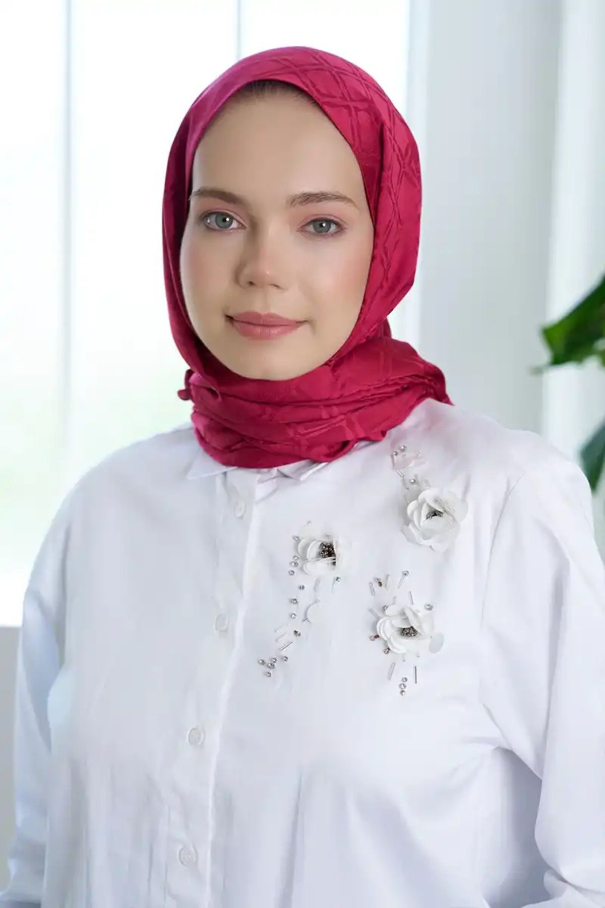 Madame Polo-Raspberry Timeless Square Patterned Collection 4