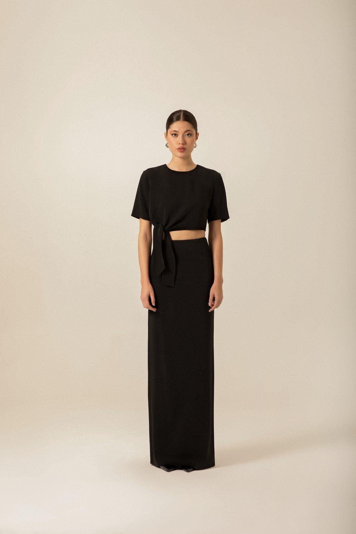 rue.-Black Long Skirt with Slit Detail 1