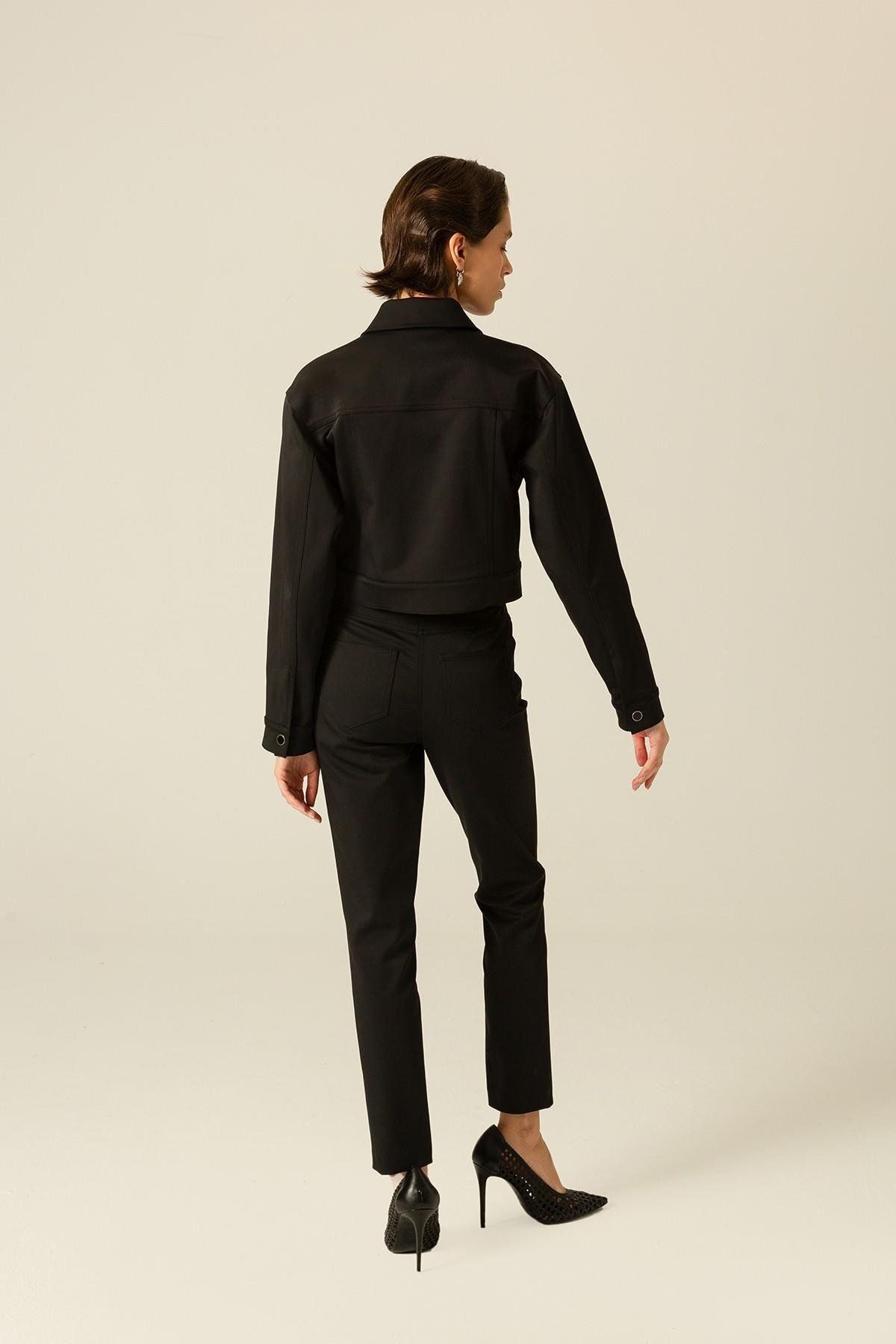 rue.-Black Jacket with Front Button Pockets 3