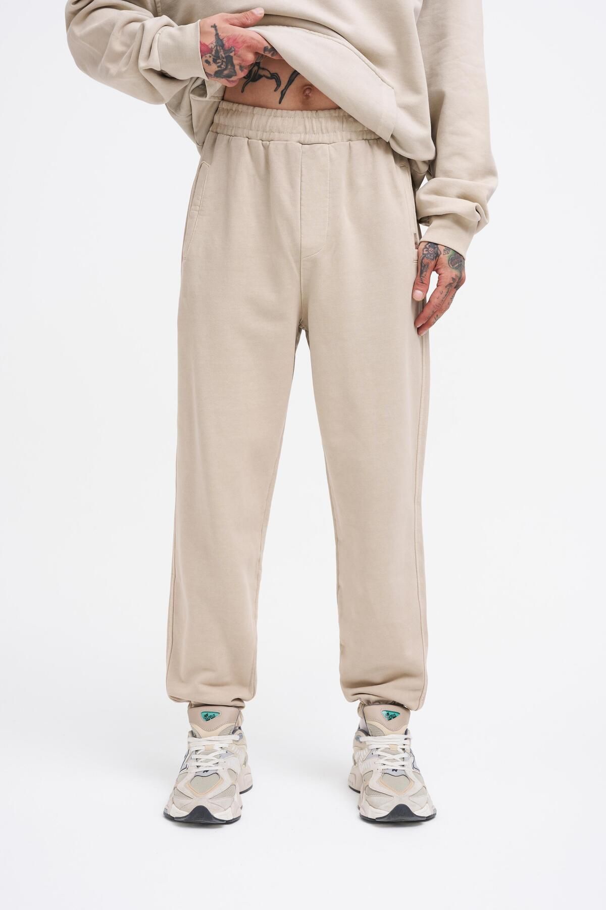 Machinist-Men's Washed Basic Jogger Beige Sweatpants 1