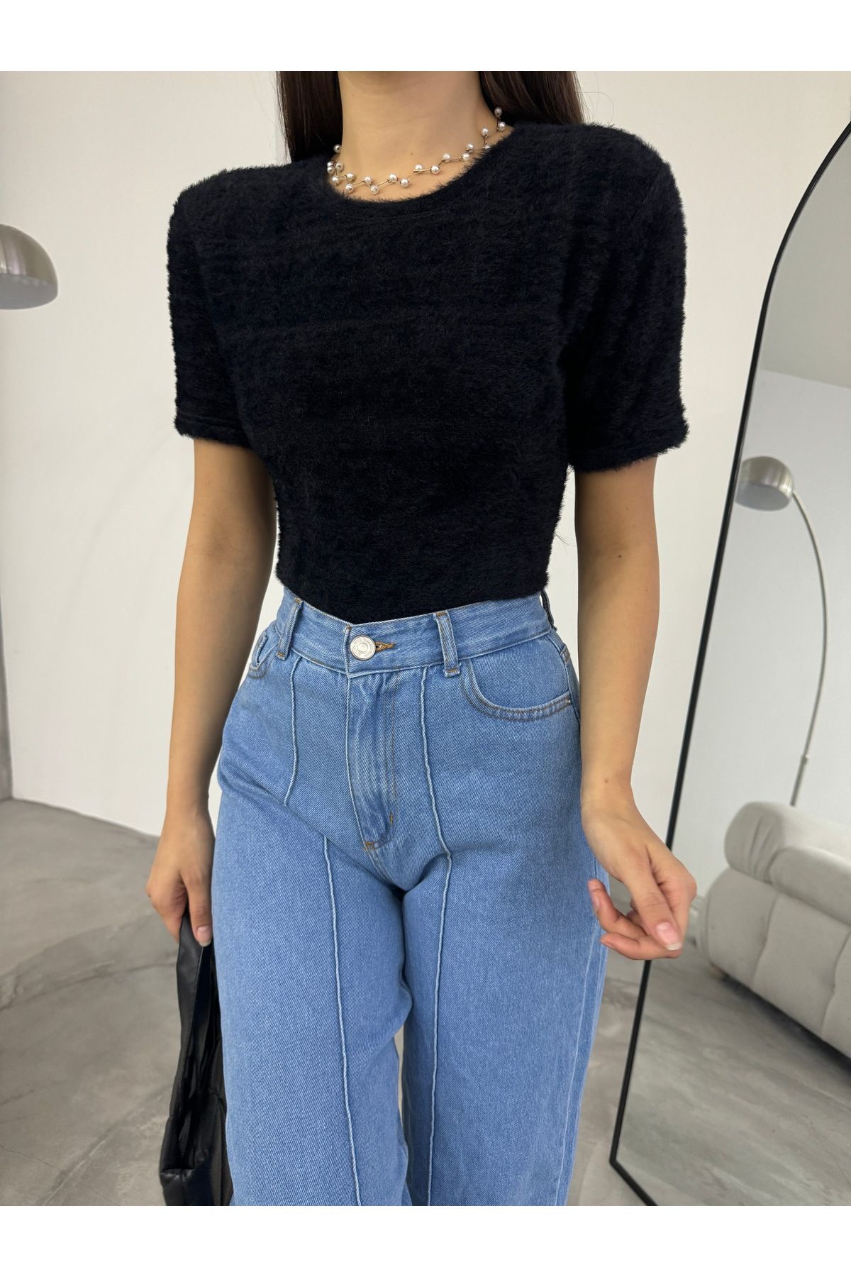 BİKELİFE-Weiche Plüsch-Crop-Bluse für Damen mit Rundhalsausschnitt 8