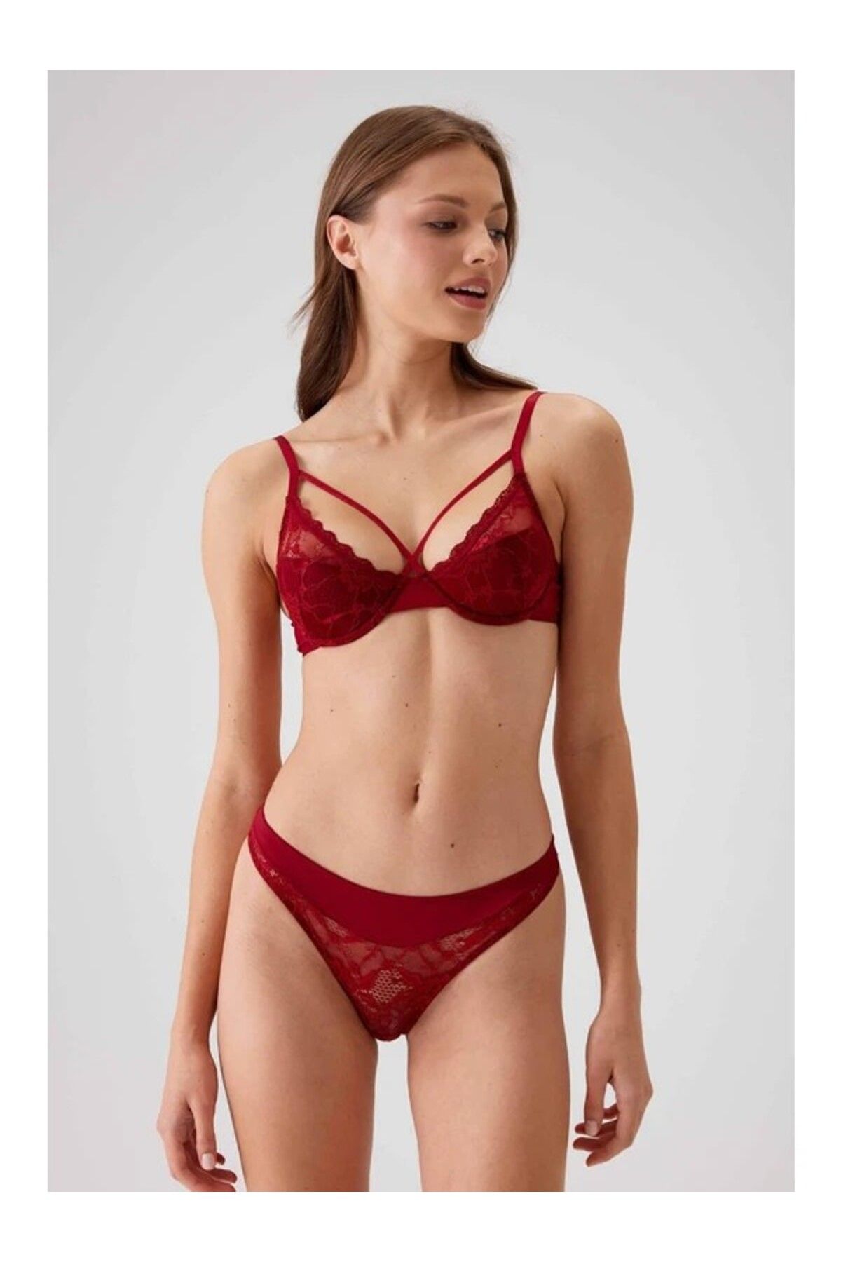 Pierre Cardin Bordo 4660 Robinetta Balenli Pedli Çiçek Dantelli Bralet Sütyen Ve Tanga / Fantezi Iç Çamaşır Takımı