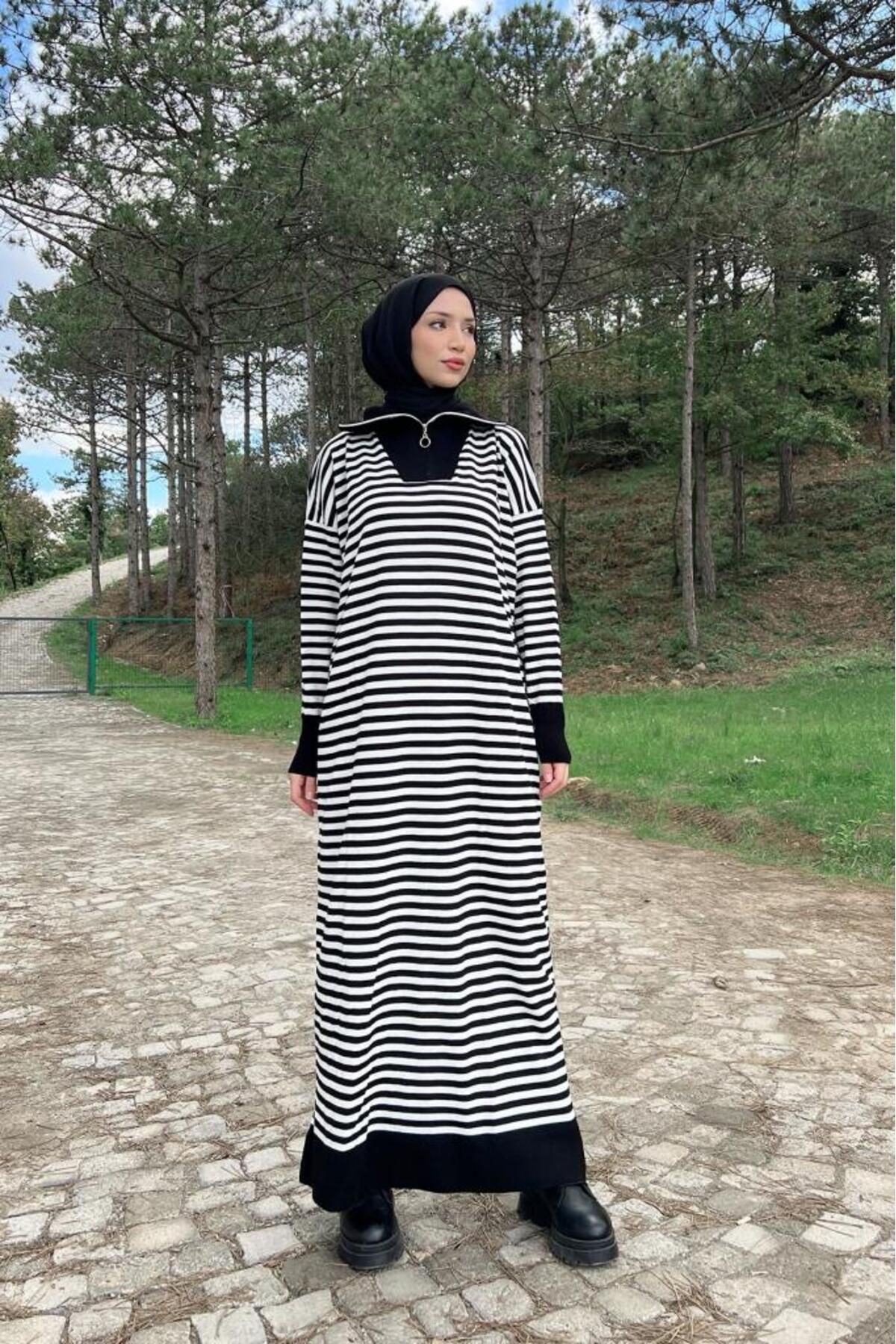 Lamia Giyim-Horizontal Striped Zippered Hijab Knitwear Dress Black 2