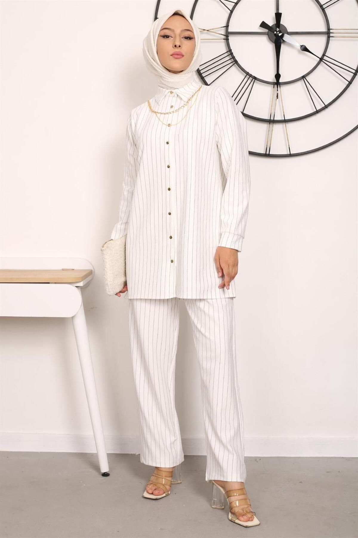 İmajButik-Striped Crepe Set with Ecru Necklace 2