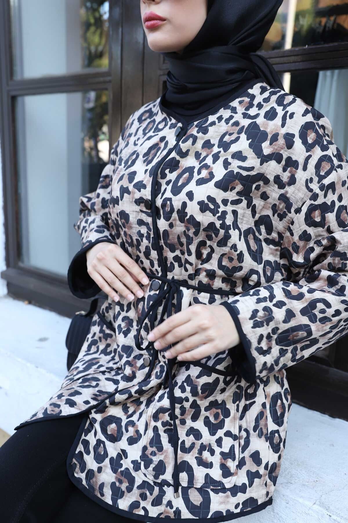 İmajButik-Jachetă matlasată cu model leopard negru 5