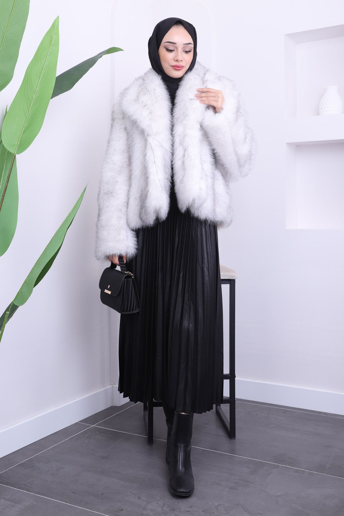 İmajButik-Gray Patterned Short Fur Coat 3