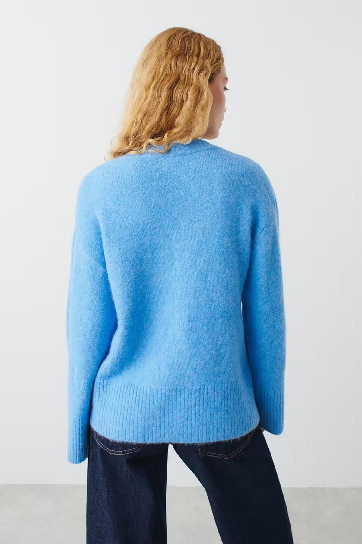 Madmext-Γυναικείο πουλόβερ V-Neck Oversize Blue Knitwear - MG2149 3