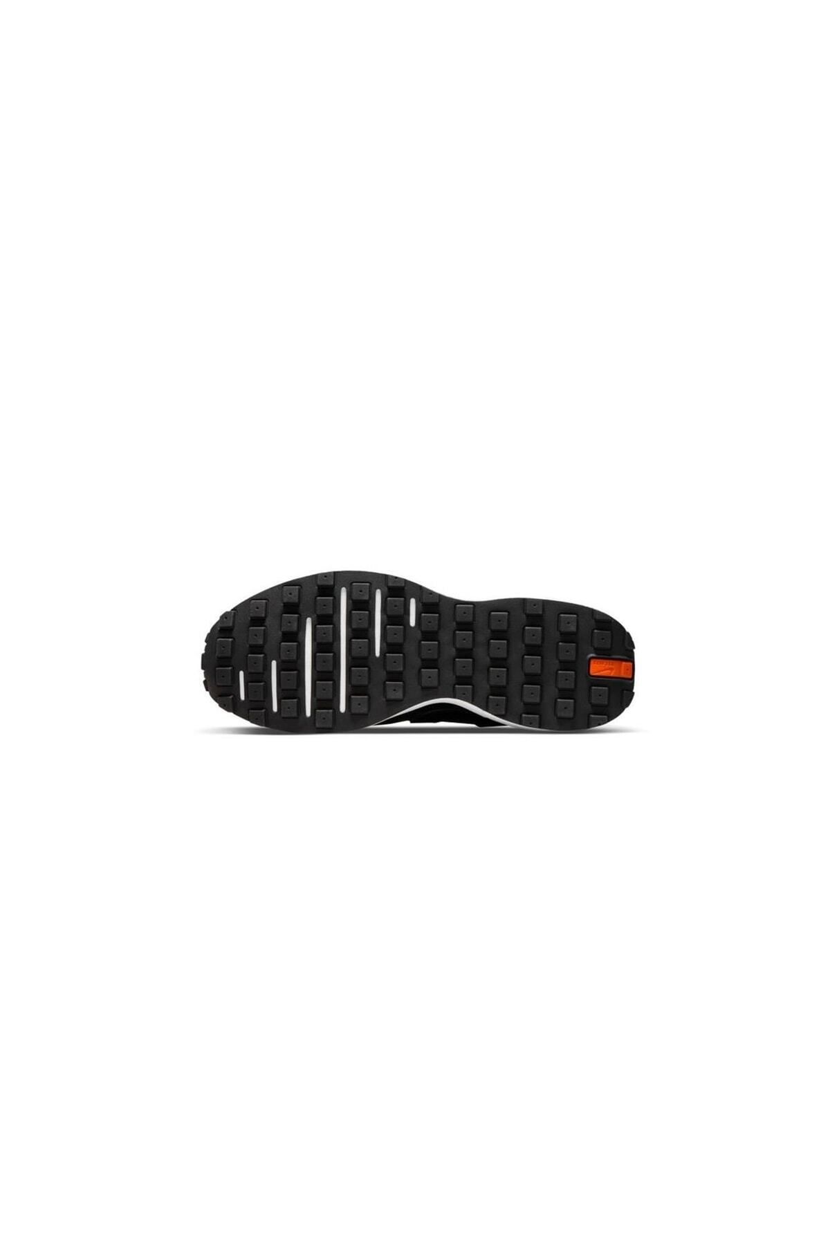 Nike-Sneakers - Black - Flat 1