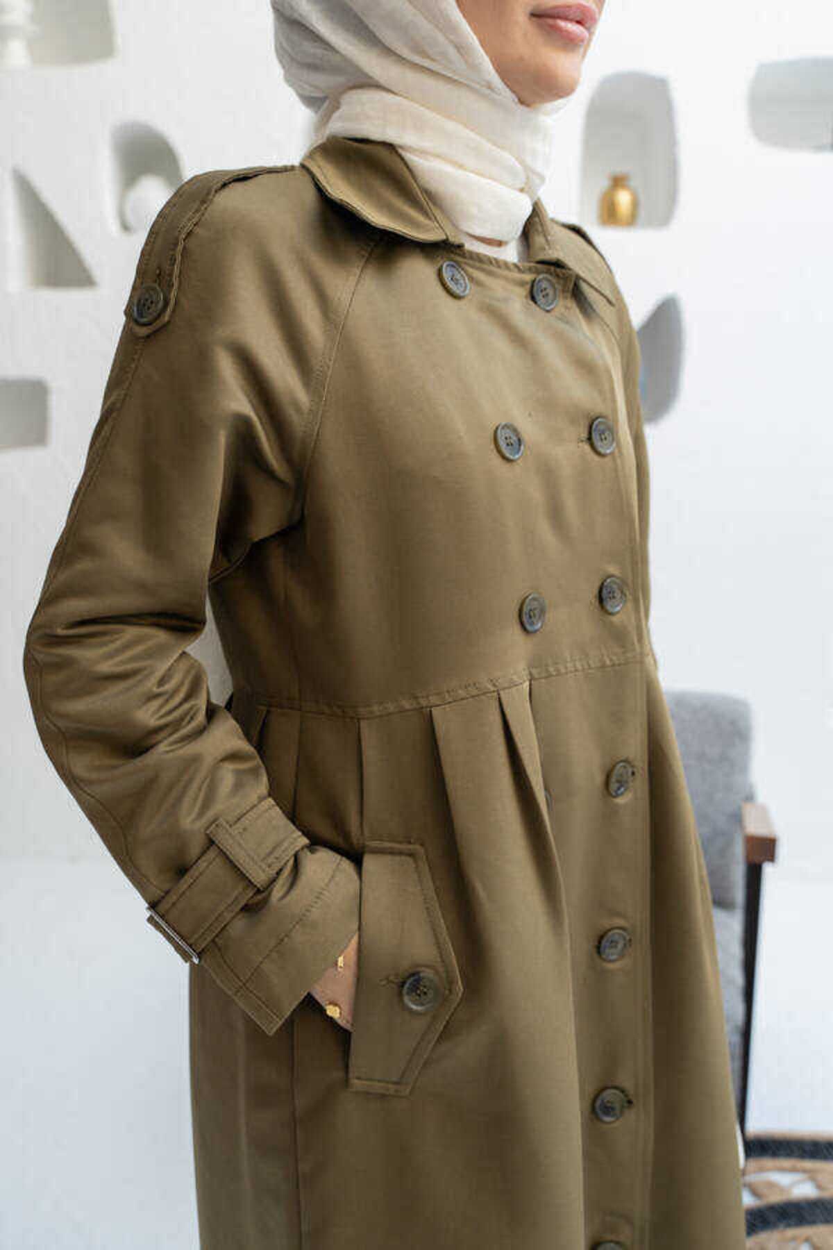 Neways-6632-Reglan Model Khaki Jacket - Sleeves and Ornamental Pleated Lens 4