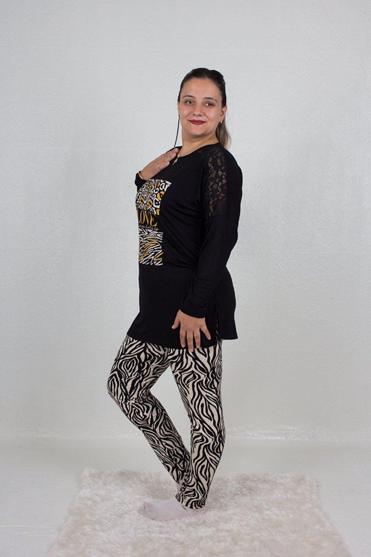 Truva XXL-Plus Size Shoulder Detail Bottom Zebra Pattern Pajamas Set 3