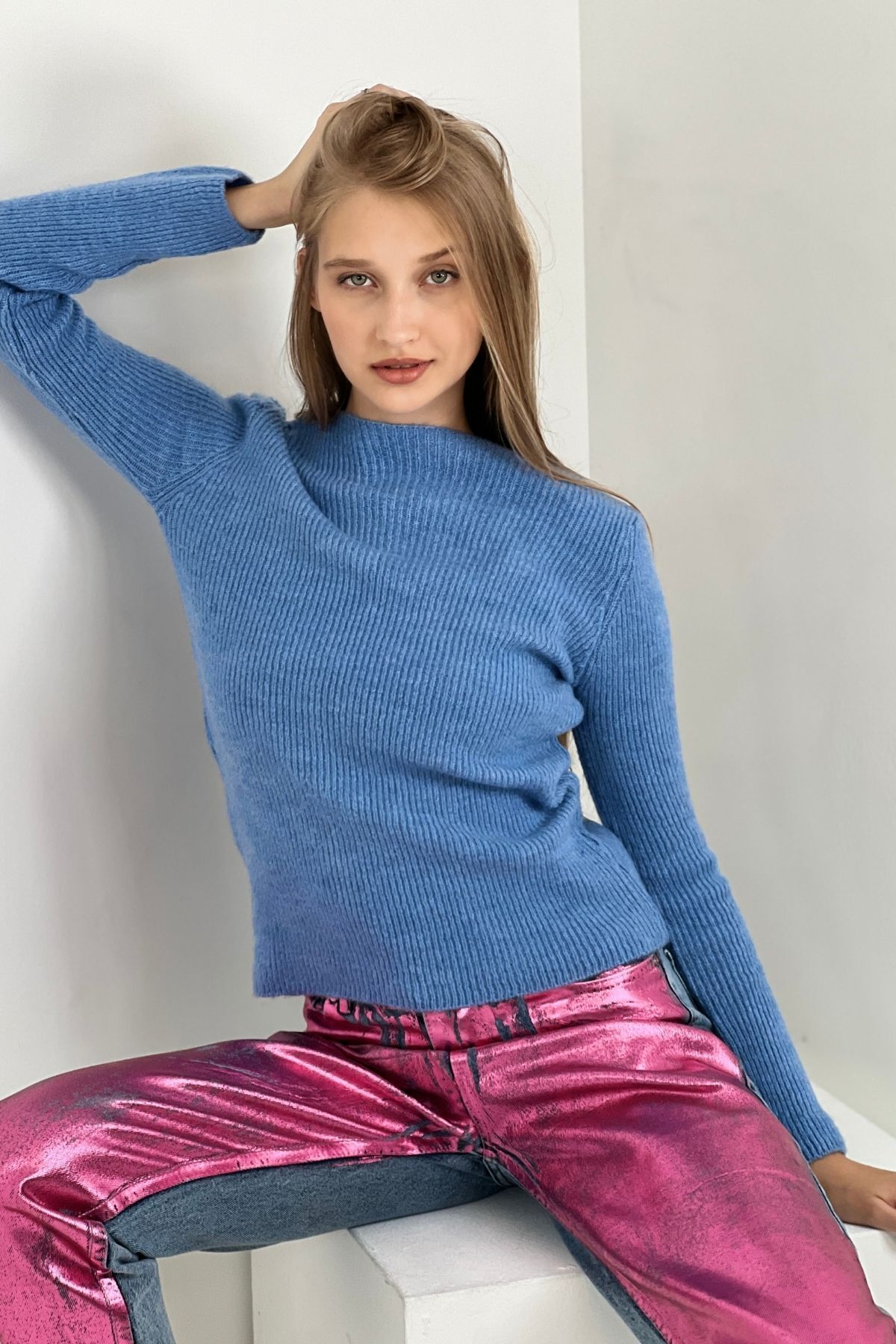 Miss Poem-Women's Winter Crew Neck Long Sleeve Blue Knitwear Sweater 6