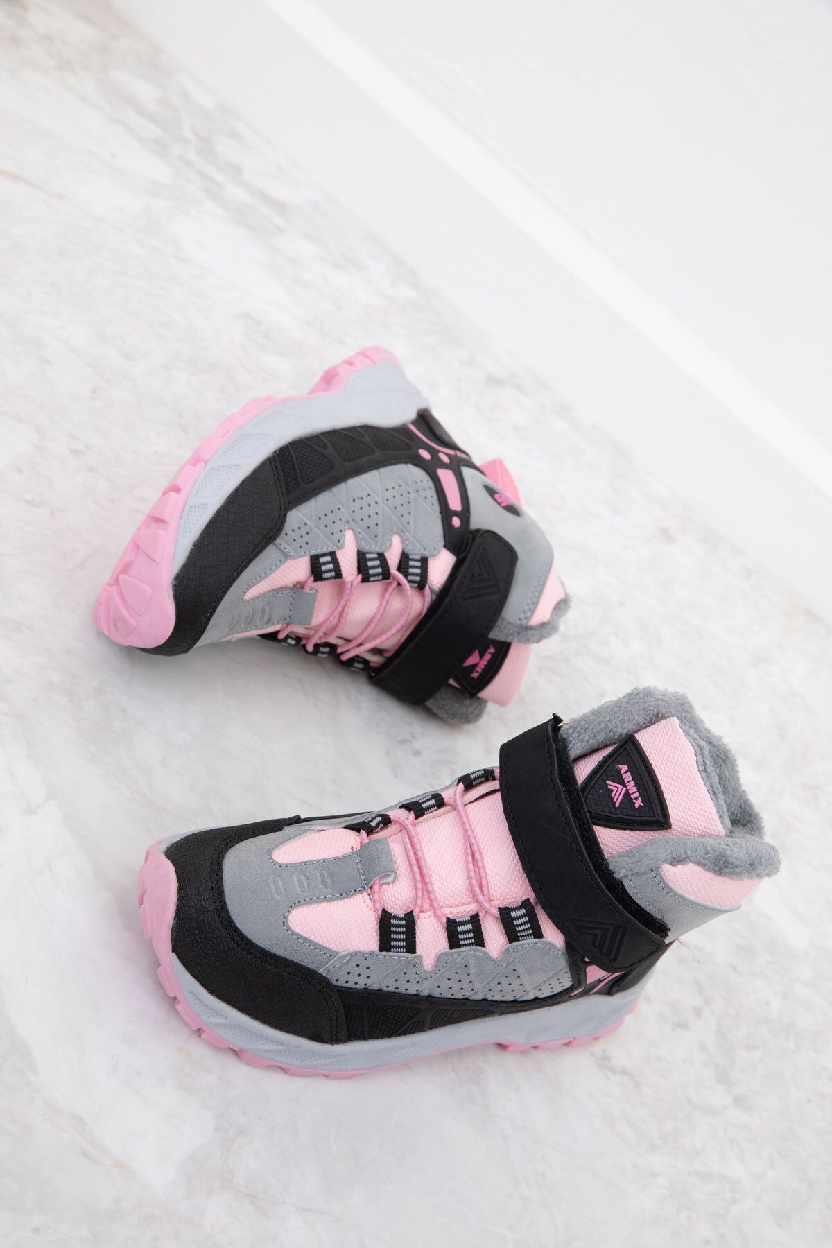 SOHO-Buty dziecięce unisex - Szare, Czarne, Pudrowe - Model 20000 3