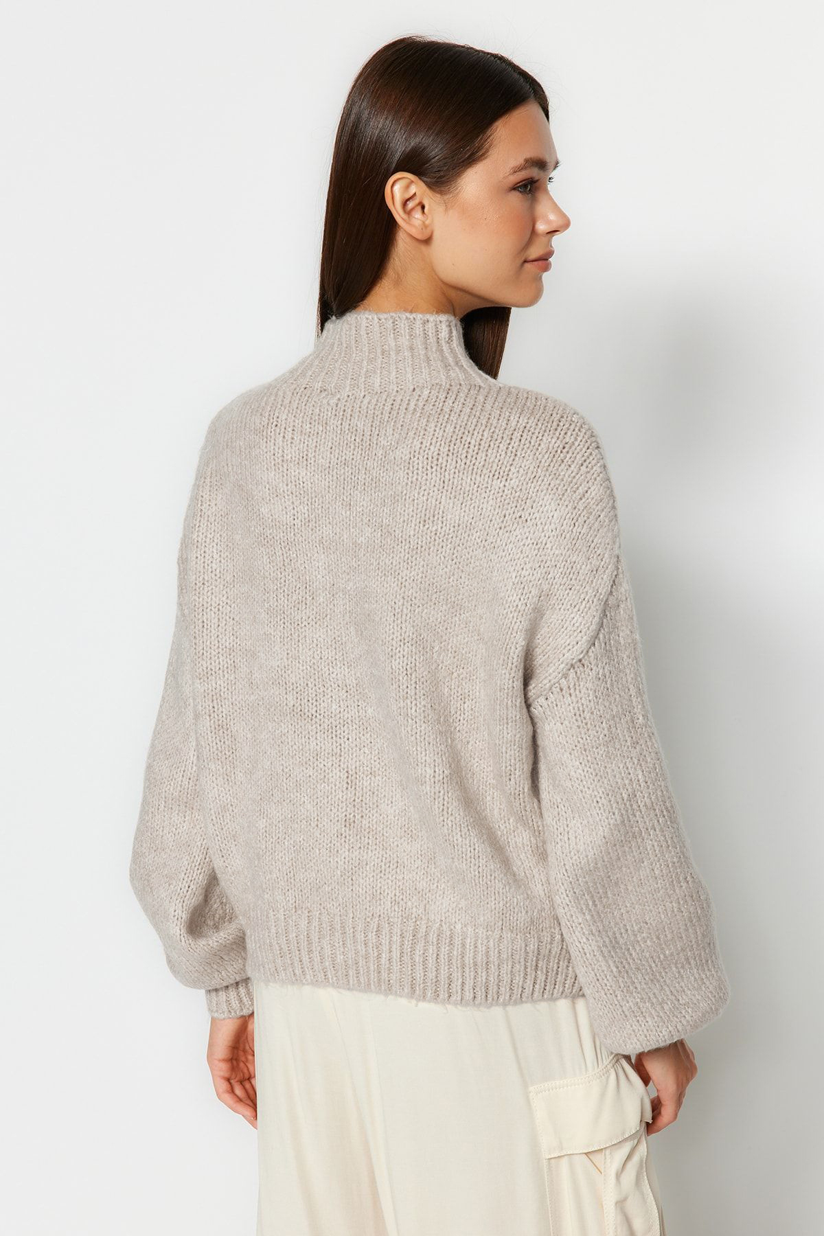 Trendyolmilla  Taş Yumuşak Dokulu Kalın Bisiklet Yaka Triko Kazak TWOAW24KZ00290 - Görsel 5