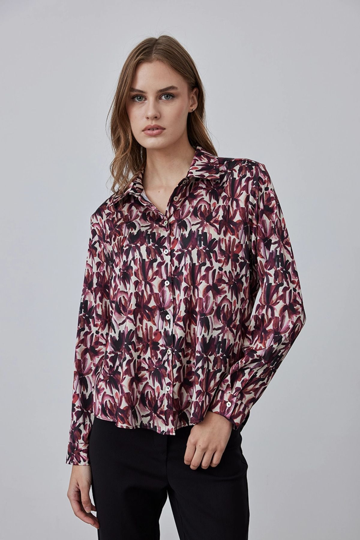 Gusto-Burgundy Patterned Satin Shirt 1