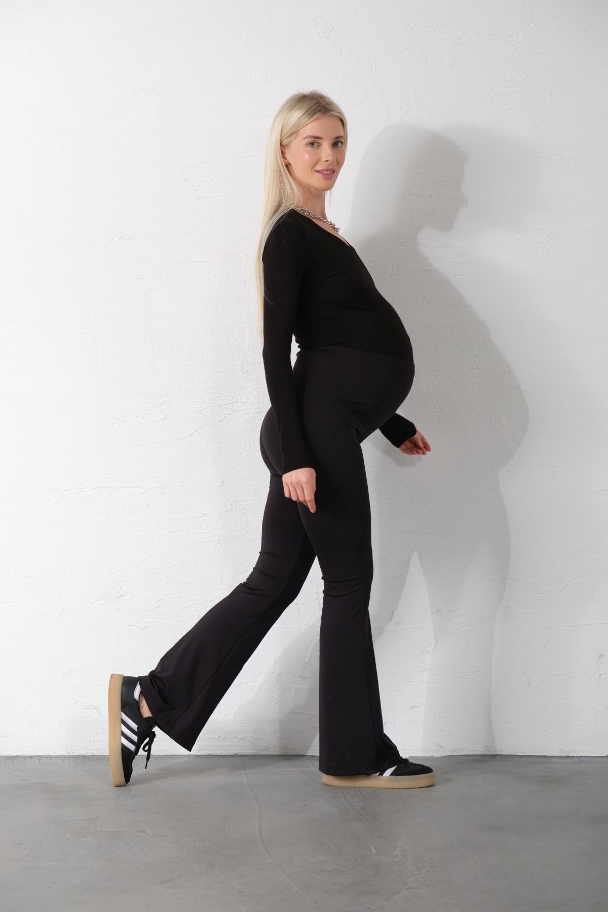 Domoda-Black Adjustable Elastic, Recovery, High Waist Flared Leg Maternity, Women Maternity Leggings @Pisa 3