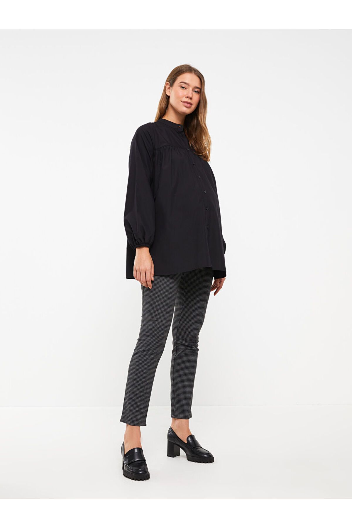 LC Waikiki-Plaid Maternity Trousers with Abdominal Panel 2