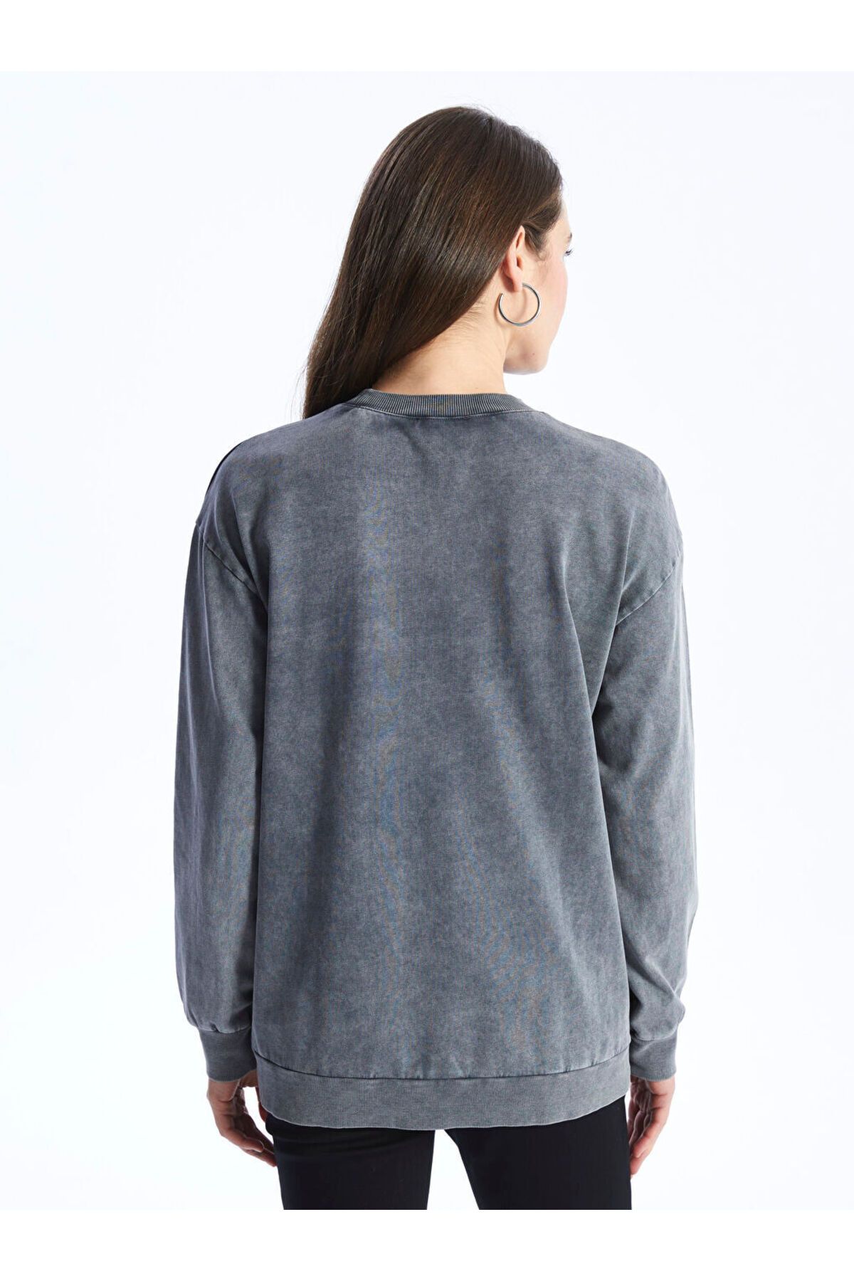 LC Waikiki-Crew Neck Printed Long Sleeve Maternity Sweatshirt 5