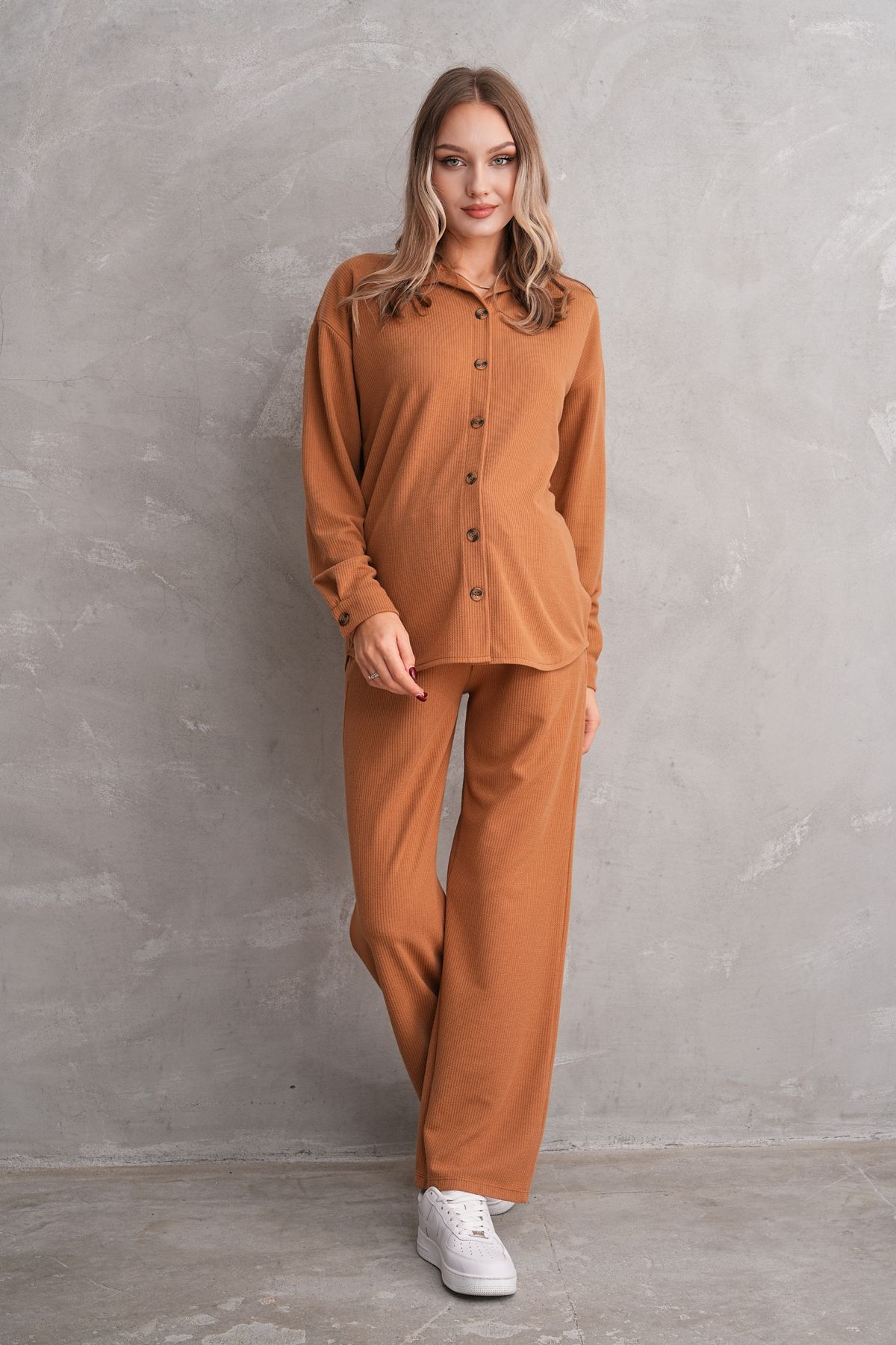 Miss Dünya Lissa-Pregnant and Maternity Bottom Top Suit with Front Button Corded Twisted Fabric Pockets 3