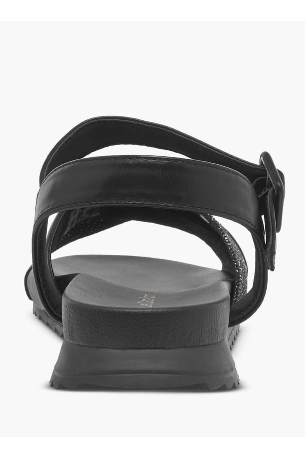 Le Confort-Flyknit Cross Strap Sandals with Buckle Closure 4