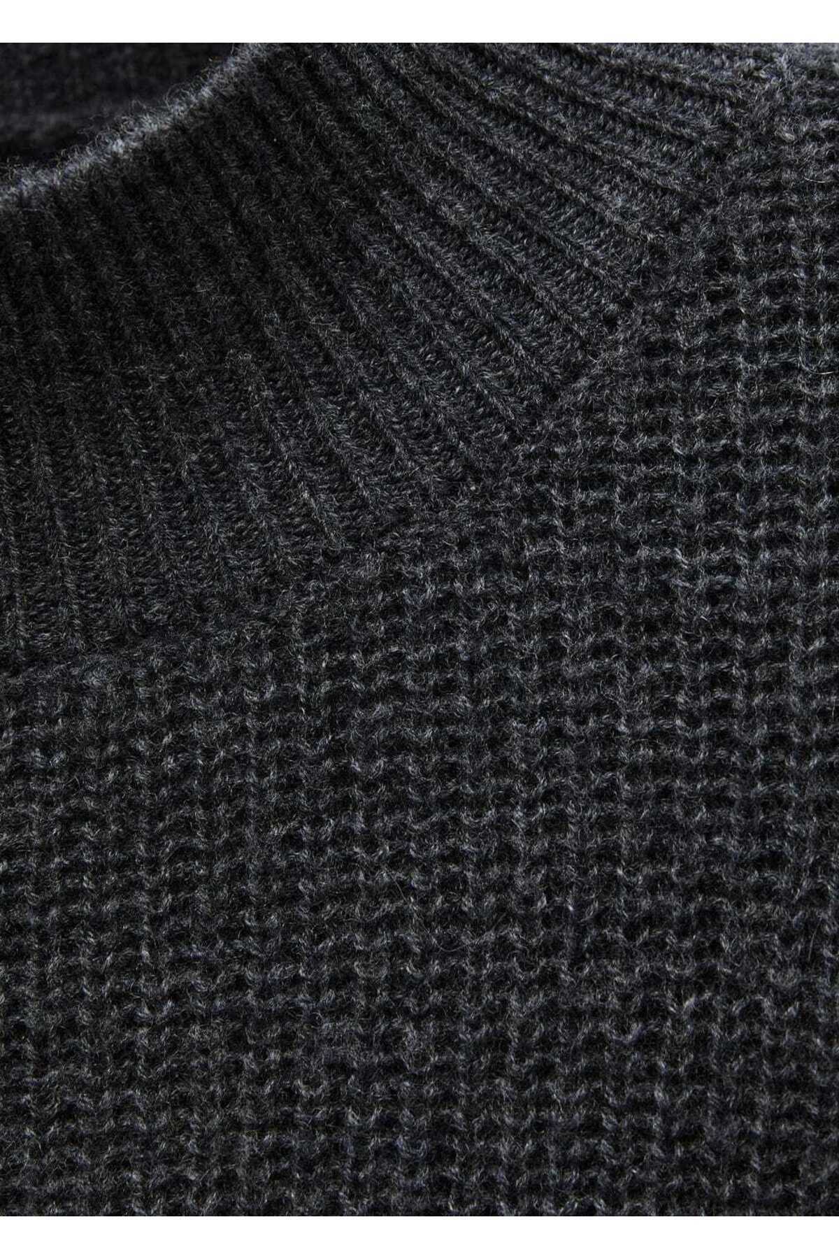 MANGO Woman-100% Wool Oversize Sweater 8