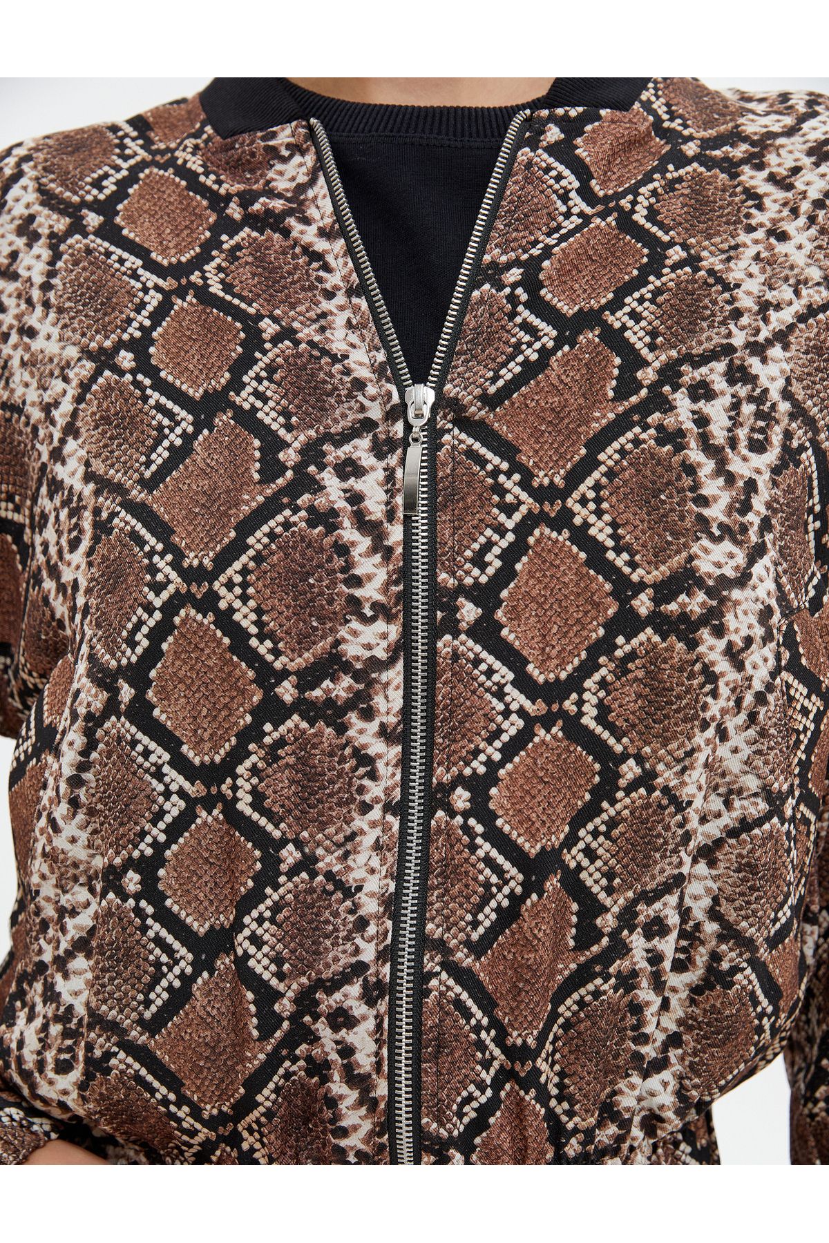 Koton-Oversize Bomber Jacket with Zipper and Snakeskin Pattern Pockets 5