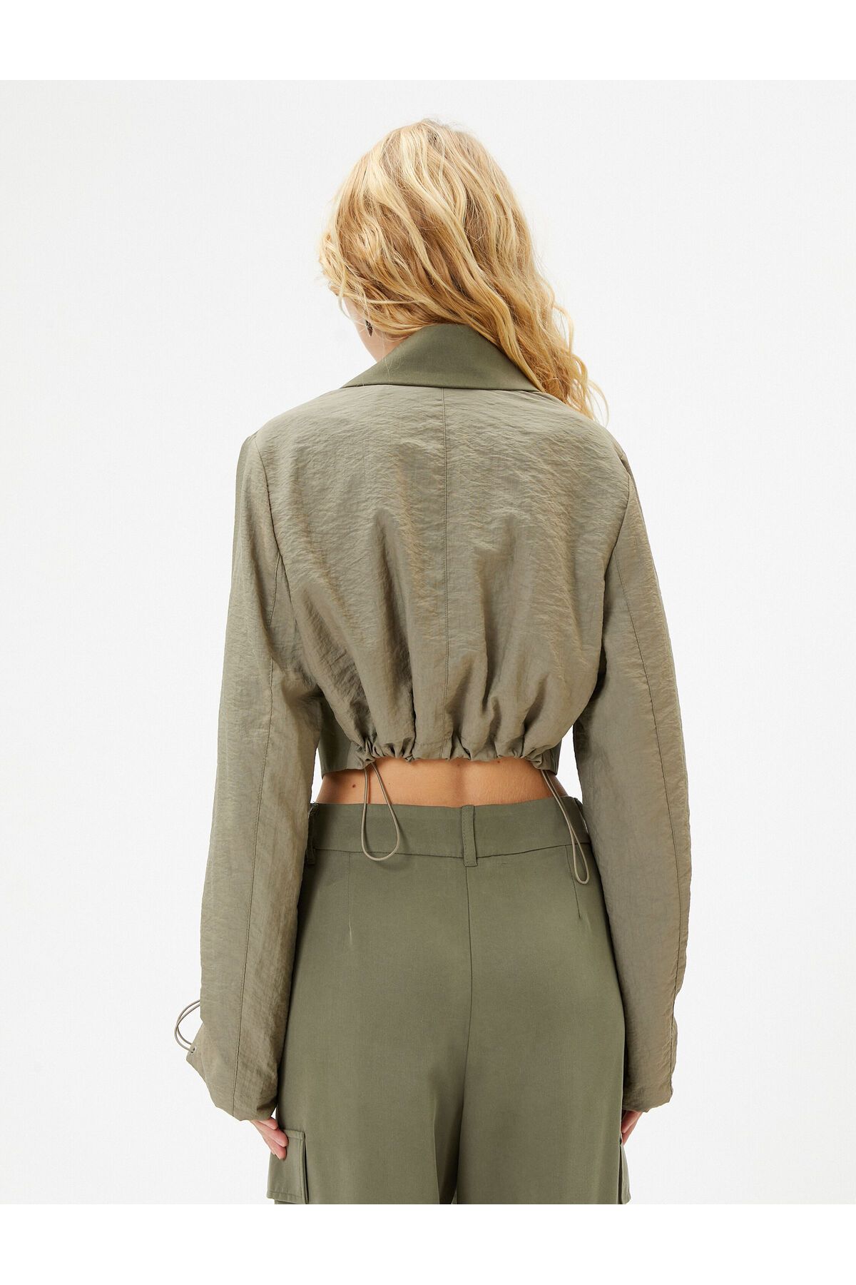 Koton-Crop Jacket Double Fabric Use Elasticized Cuffs Reverse Double Breasted Collar 4