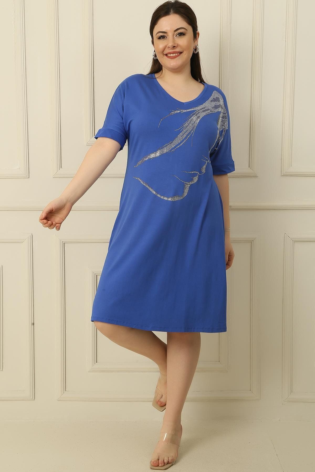 By Saygı-Plus Size Viscose Dress with Stone Printed Face Pattern on the Front 1
