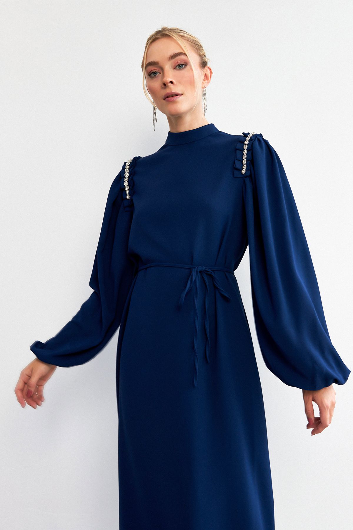 VAVİNOR-Indigo Nova Dress - Shoulder Detail 3