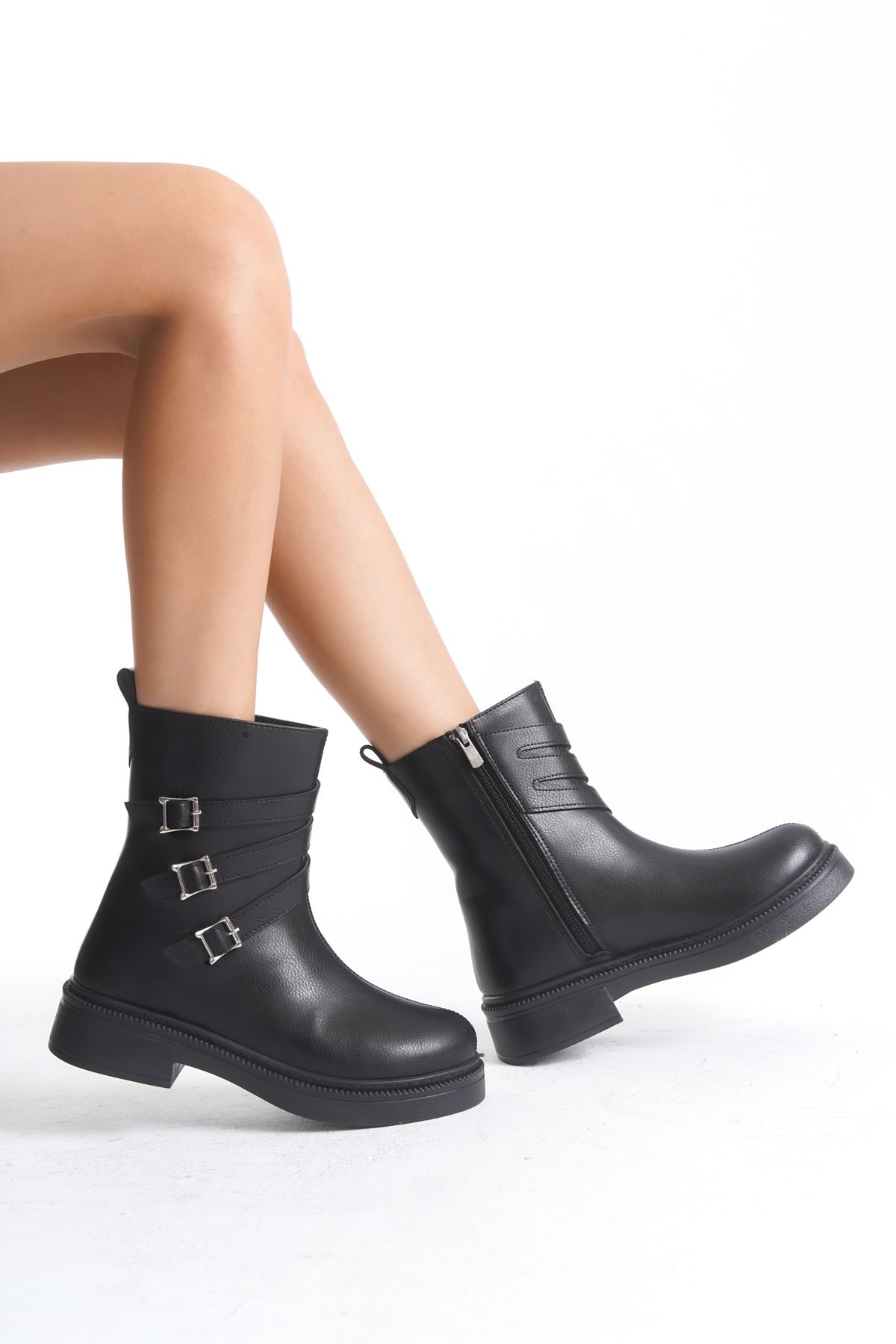 Limeo-Side Three Buckle Detailed Zippered Low Sole Women's Boots 2