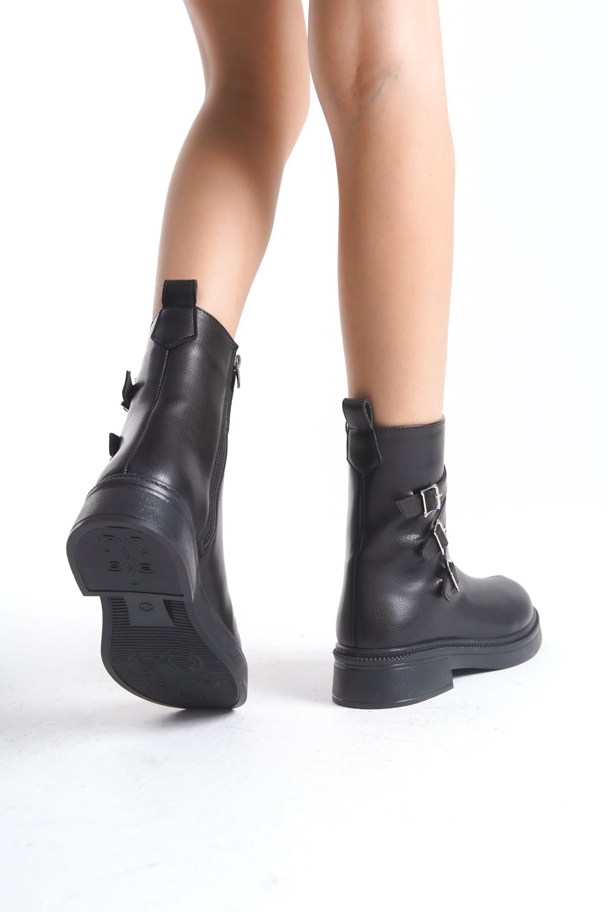 Limeo-Side Three Buckle Detailed Zippered Low Sole Women's Boots 4