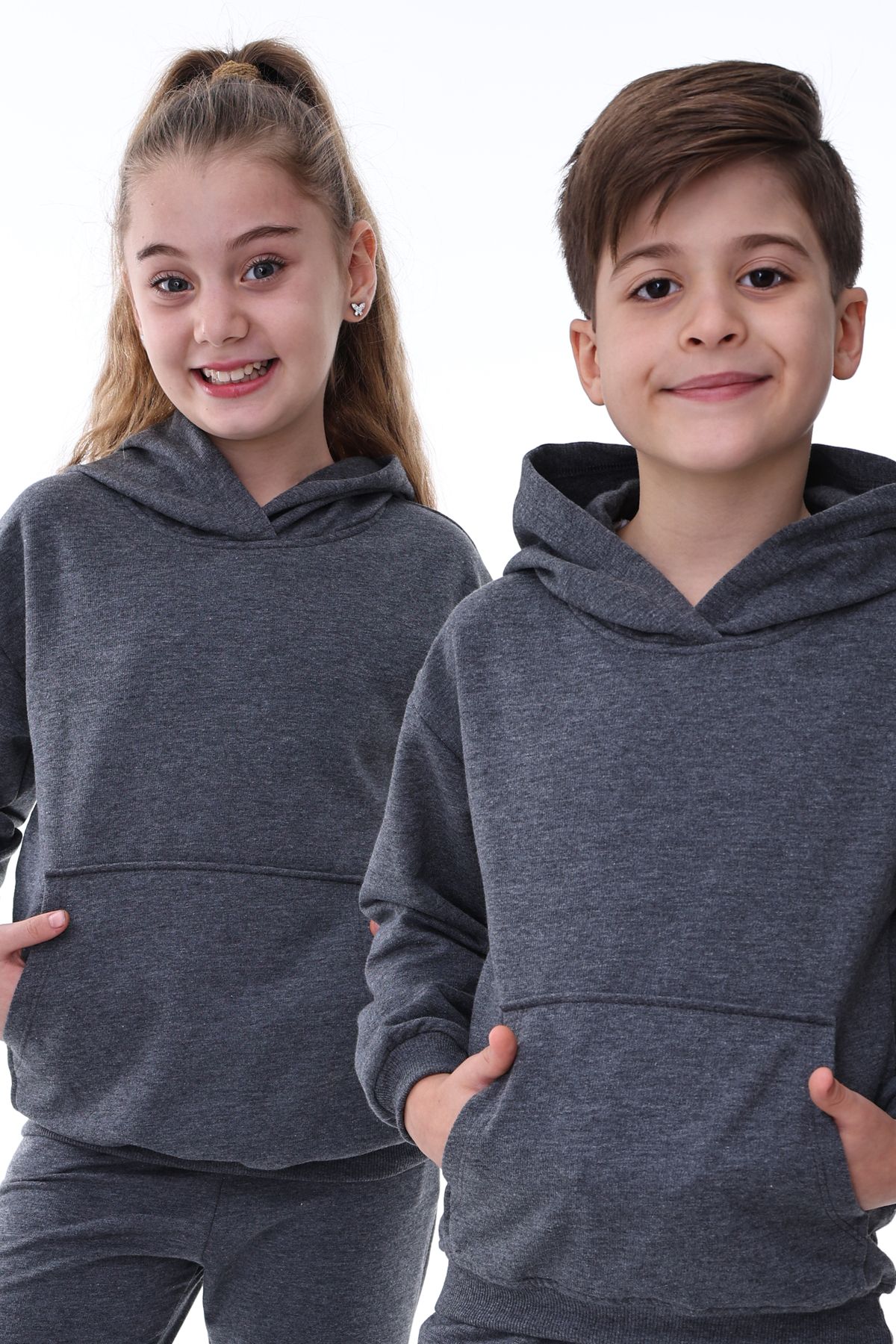 Basic Kapüşonlu Şardonlu Kanguru Cep Detaylı Çocuk Sweatshirt 3-10 Yaş Füme