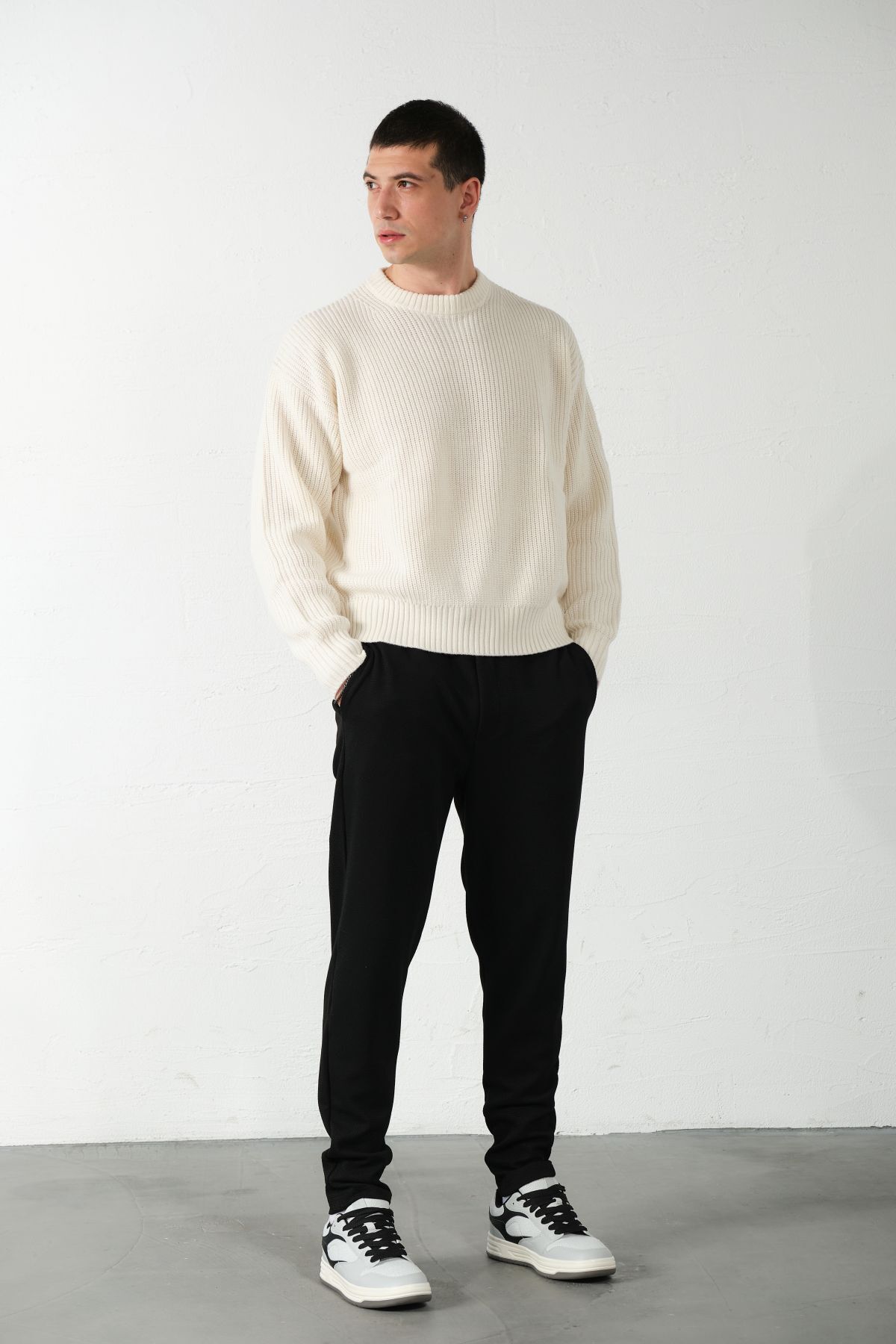 Domoda-Black Relaxed Fit, Lace-Up, Stretchy, Elastic, Filet Pocket, Honeycomb, Pike Men's Knitted Pants @Barletta 2