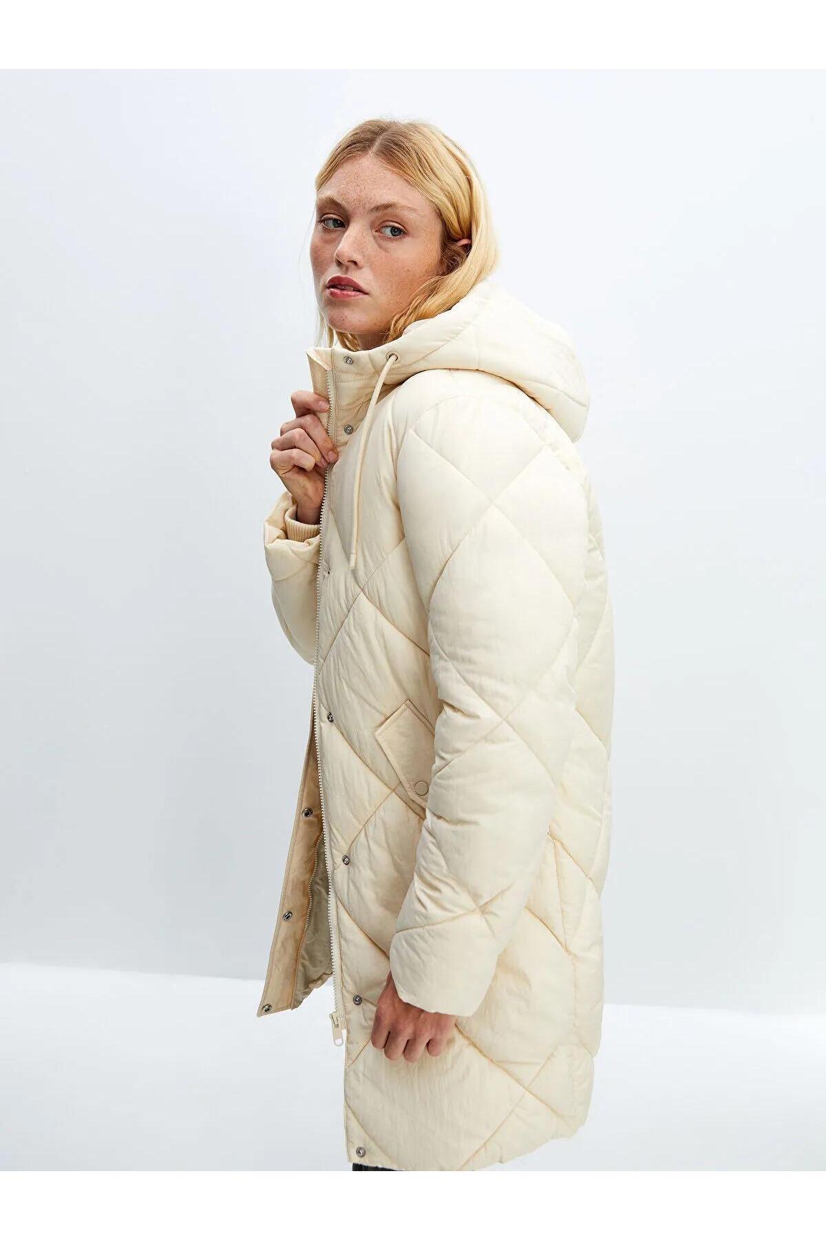 کاپشن ال سی وایکیکی W4AA85Z8