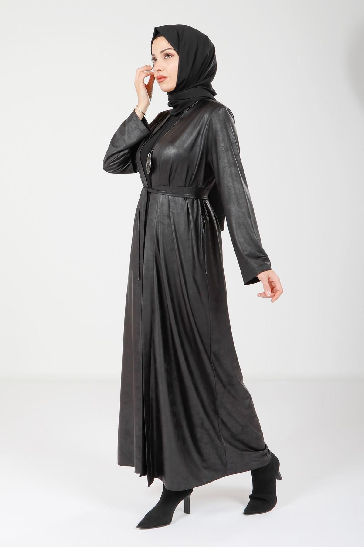 مانتو و عبای پوشیده زنانه چرم نگاه سیاه ABAYA 9074 Beyza