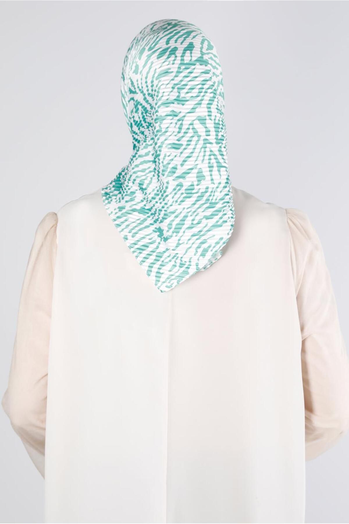 Alvina-Zebra Pattern Pleated Scarf 8212 2