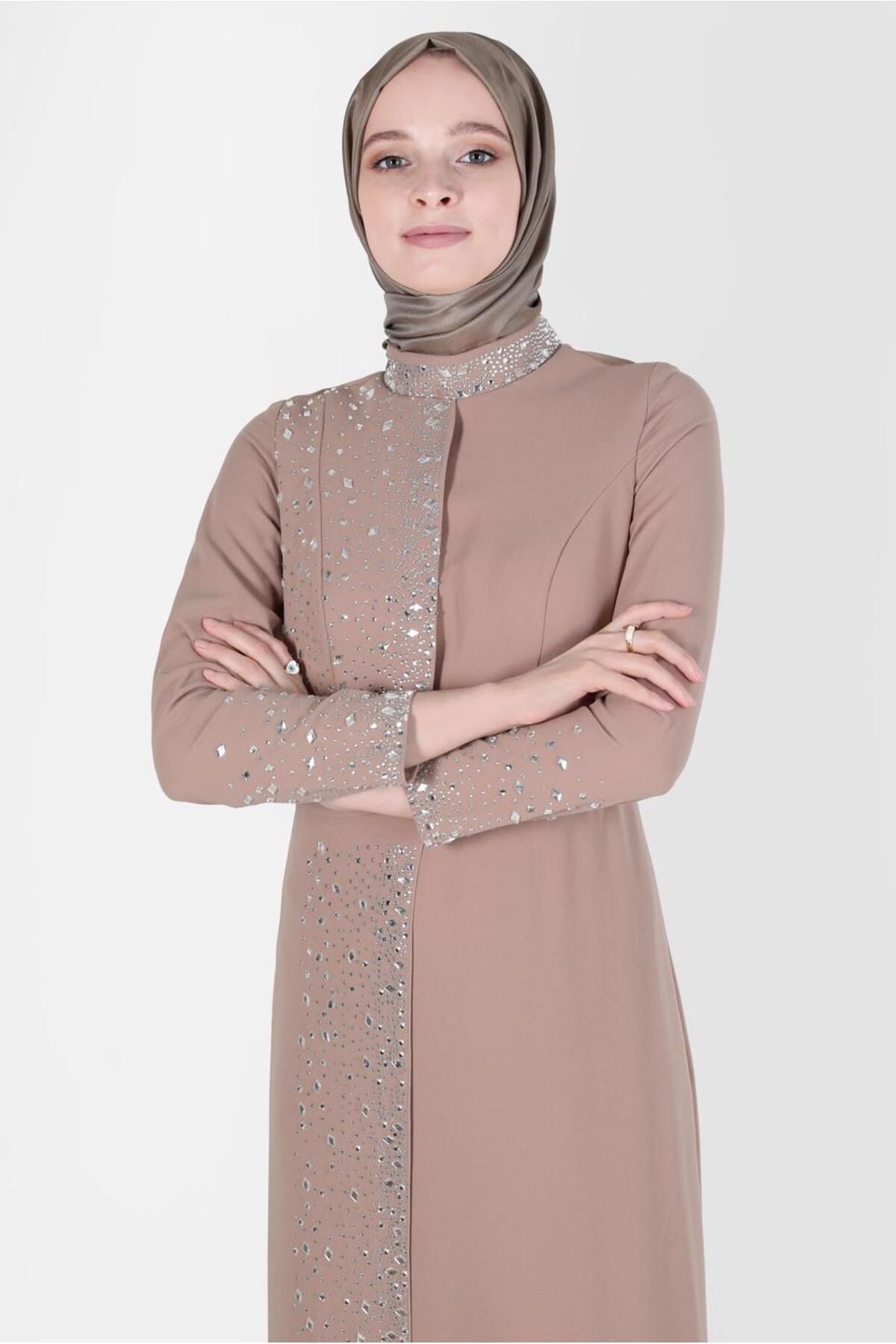 لباس شب سنگی با جزئیات 50200 Alvina