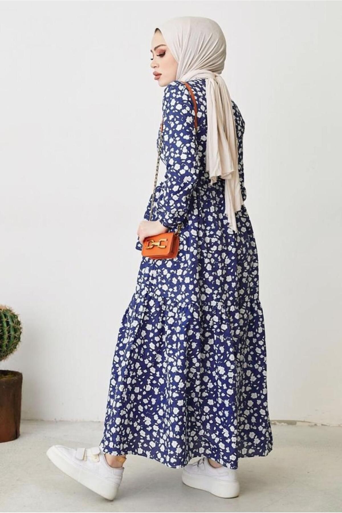 TRENDTESETTÜR-ROCHIE DE FEMEIE ALBASTRĂ CU MOLAN DE FLORI T 004 3