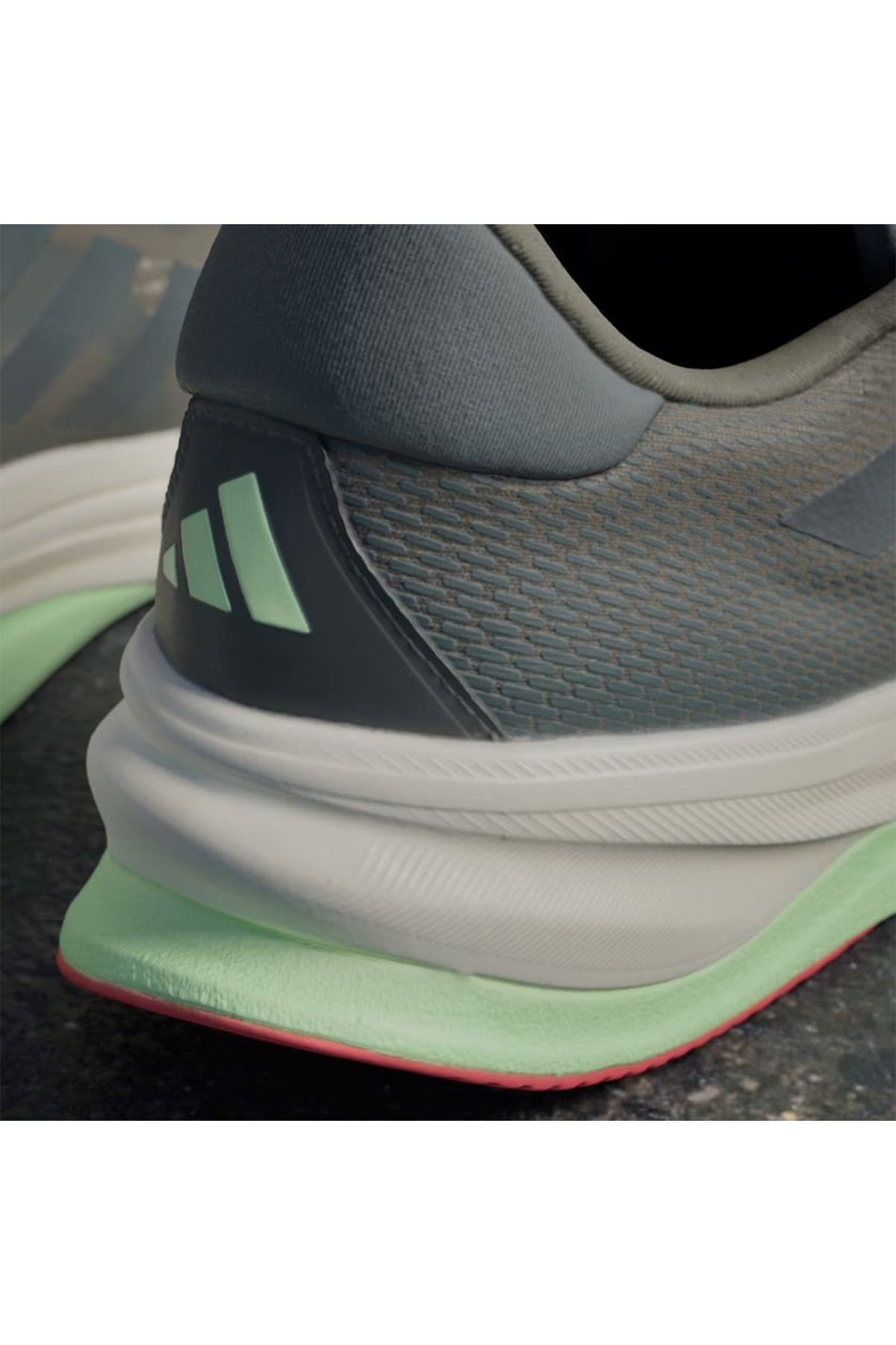کفش دو و تمرین سبز مردانه کتونی در حال رانینگ IG5848 SUPERNOVA adidas