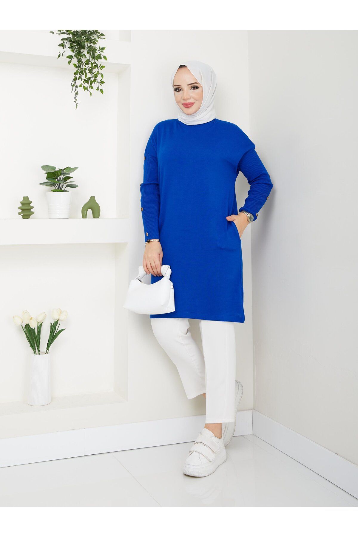 complete the look image