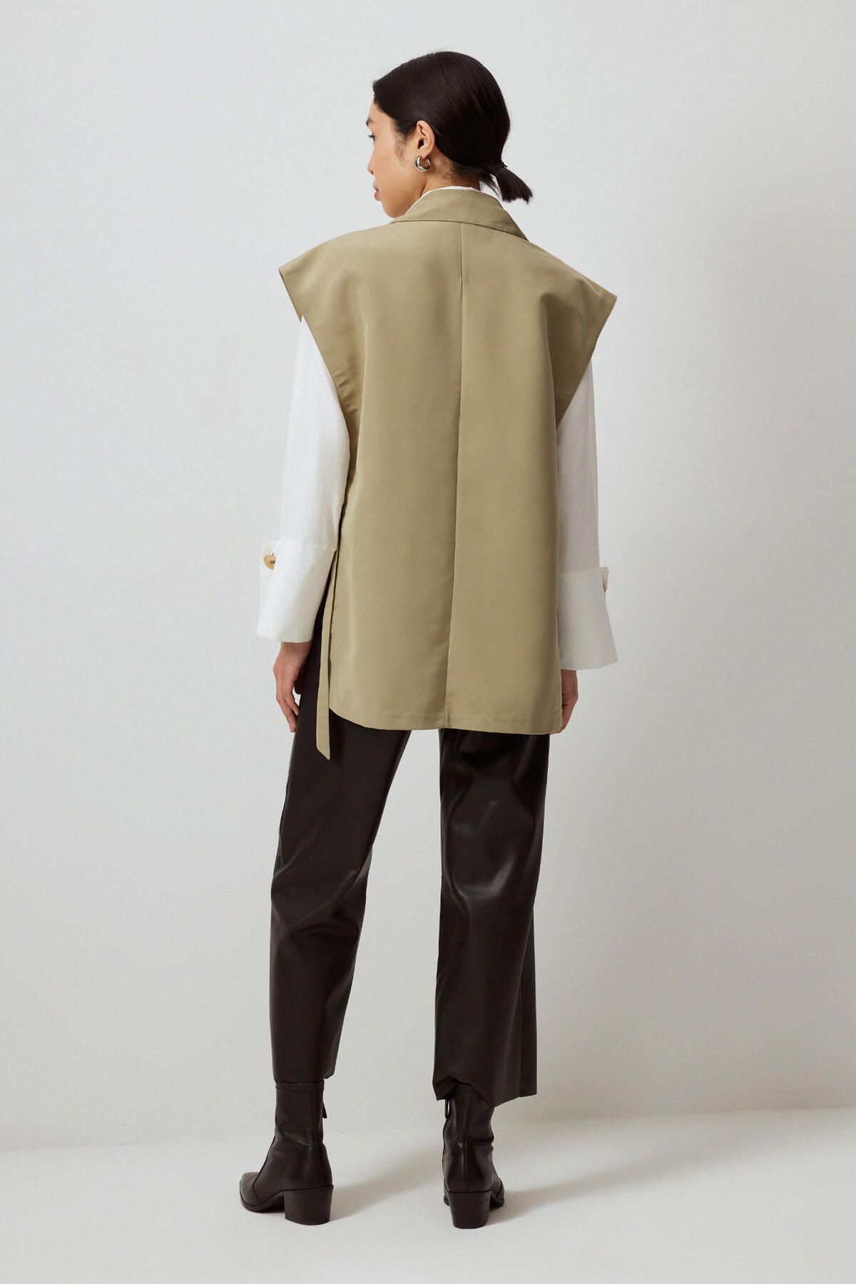 Touché Privé-Crossed Trench Vest with Birds 4