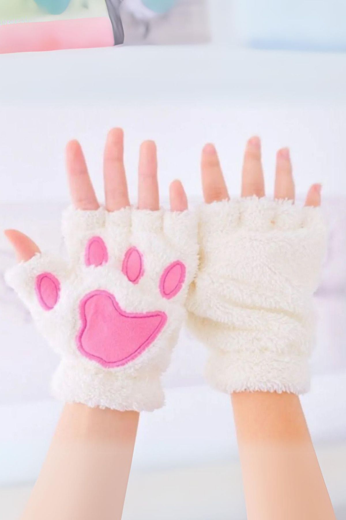 Köstebek-White Plush Paw Cut Finger Gloves 1