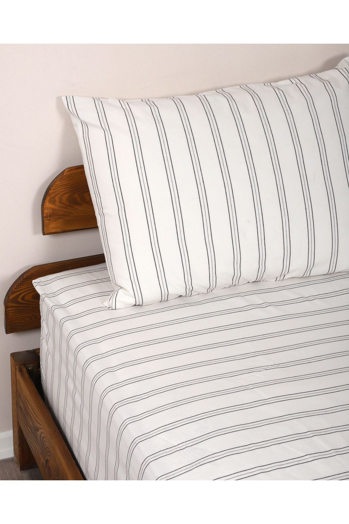 ENESSA-One Person Patterned Elastic Sheets Set 2